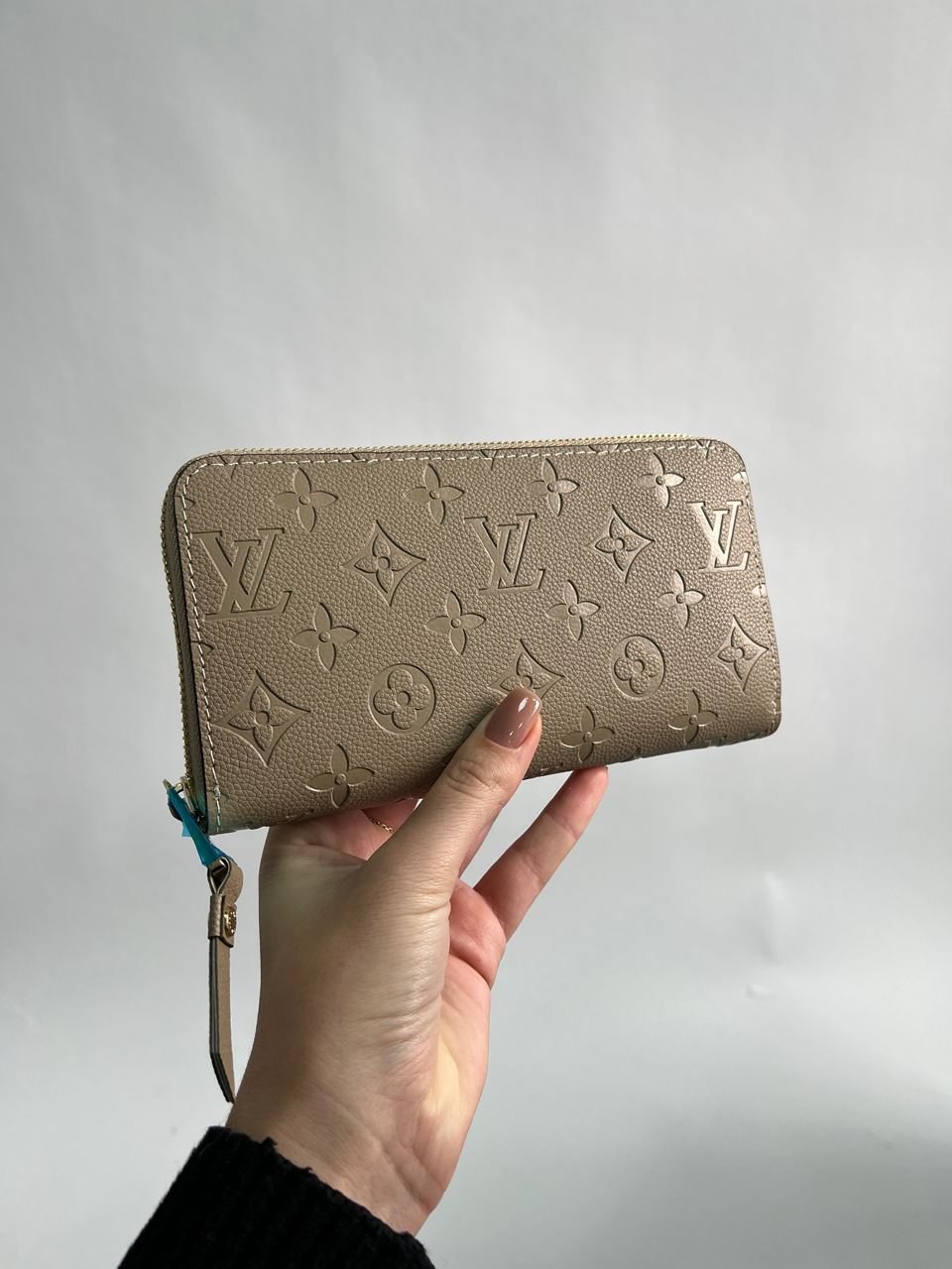 Louis Vuitton Zippy Vertical Wallet Beige Canvas - 7