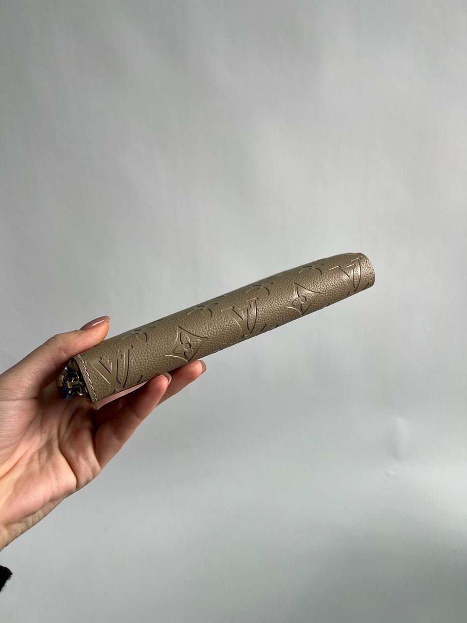 Louis Vuitton Zippy Vertical Wallet Beige Canvas - 9