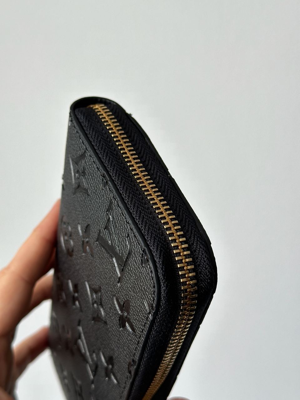 Louis Vuitton Zippy Vertical Wallet Black Canvas - 5