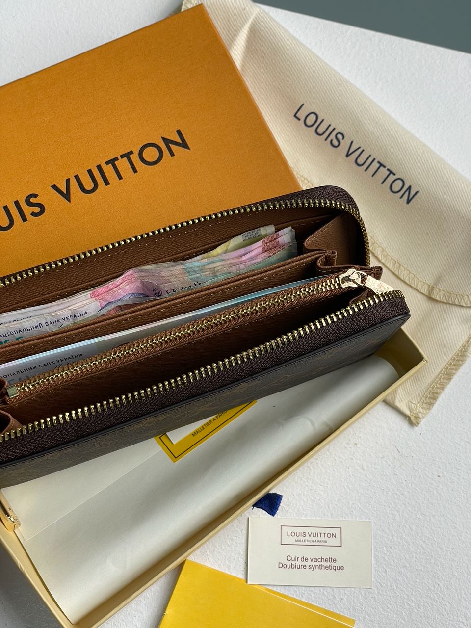Louis Vuitton Zippy Vertical Wallet Brown Canvas - 13