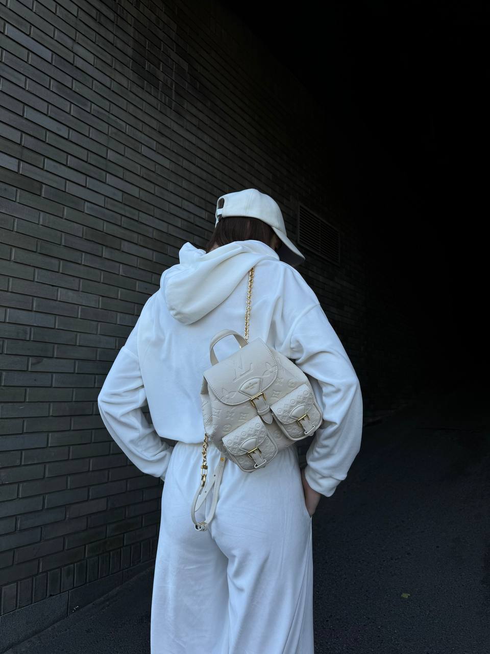 Louis Vutton backup Monogram Empreinte In White - 3