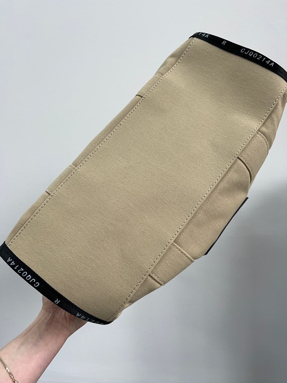 Marc Jacobs The Jacquard Large Tote Bag Beige - 23