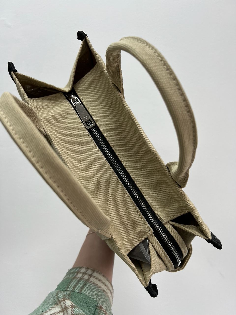 Marc Jacobs The Jacquard Medium Tote Bag Beige - 17