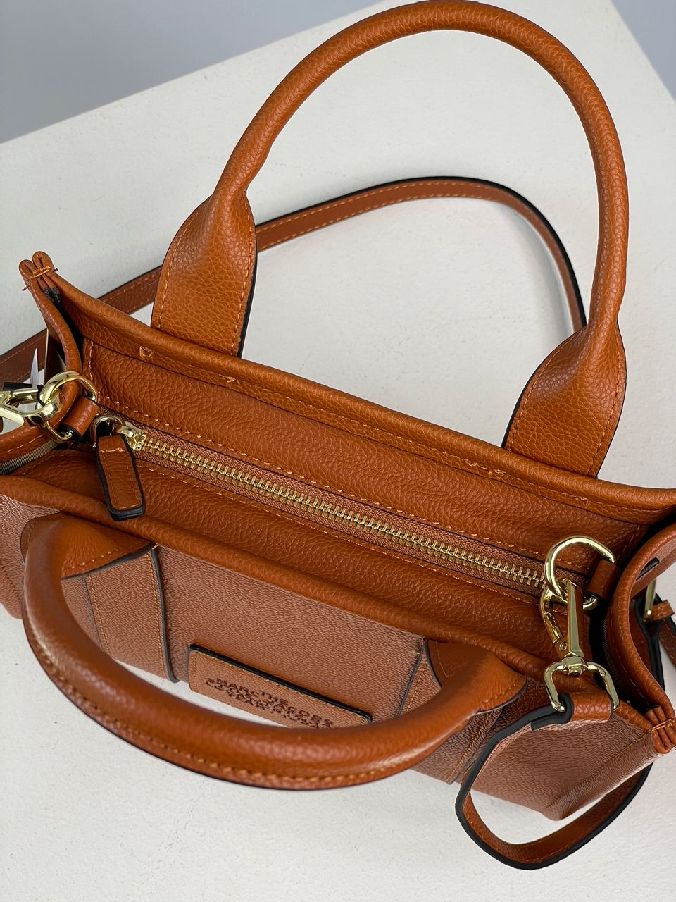 Marc Jacobs The Leather Small Tote Bag Brown - 19