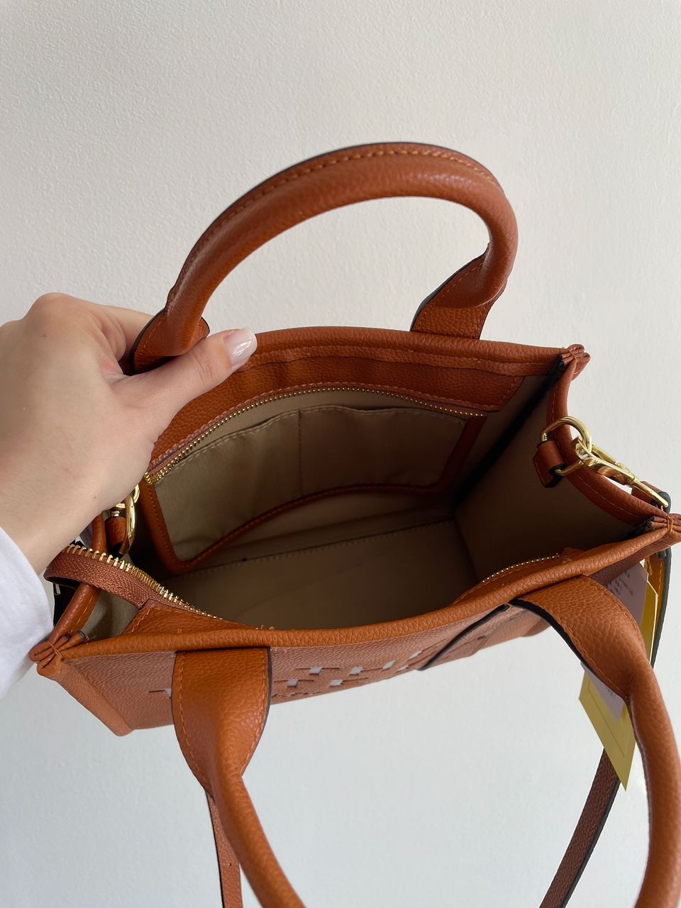 Marc Jacobs The Leather Small Tote Bag Brown - 21