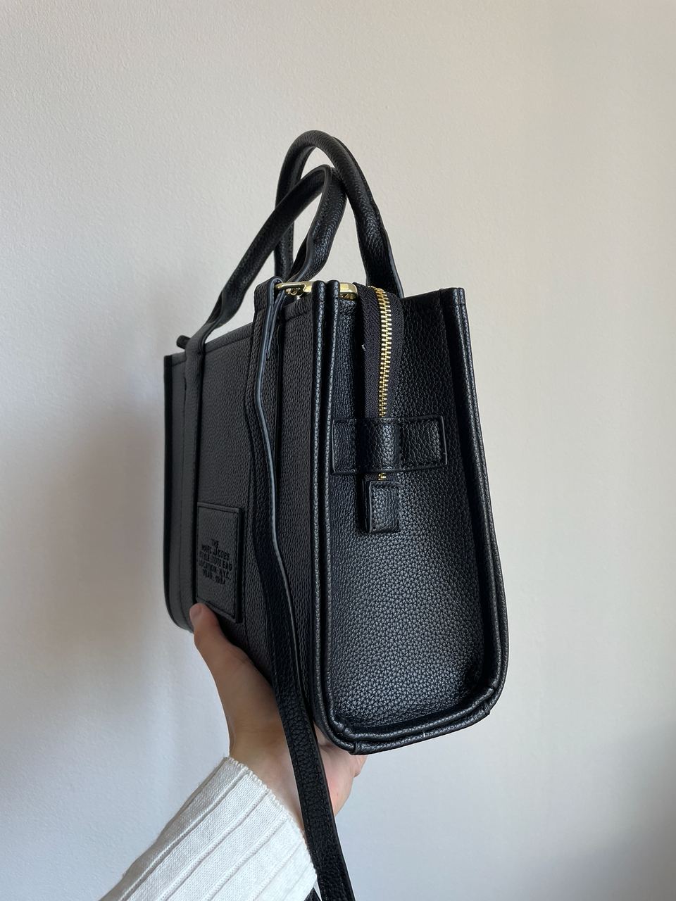 Marc Jacobs The Leather Small Tote Bag - 12