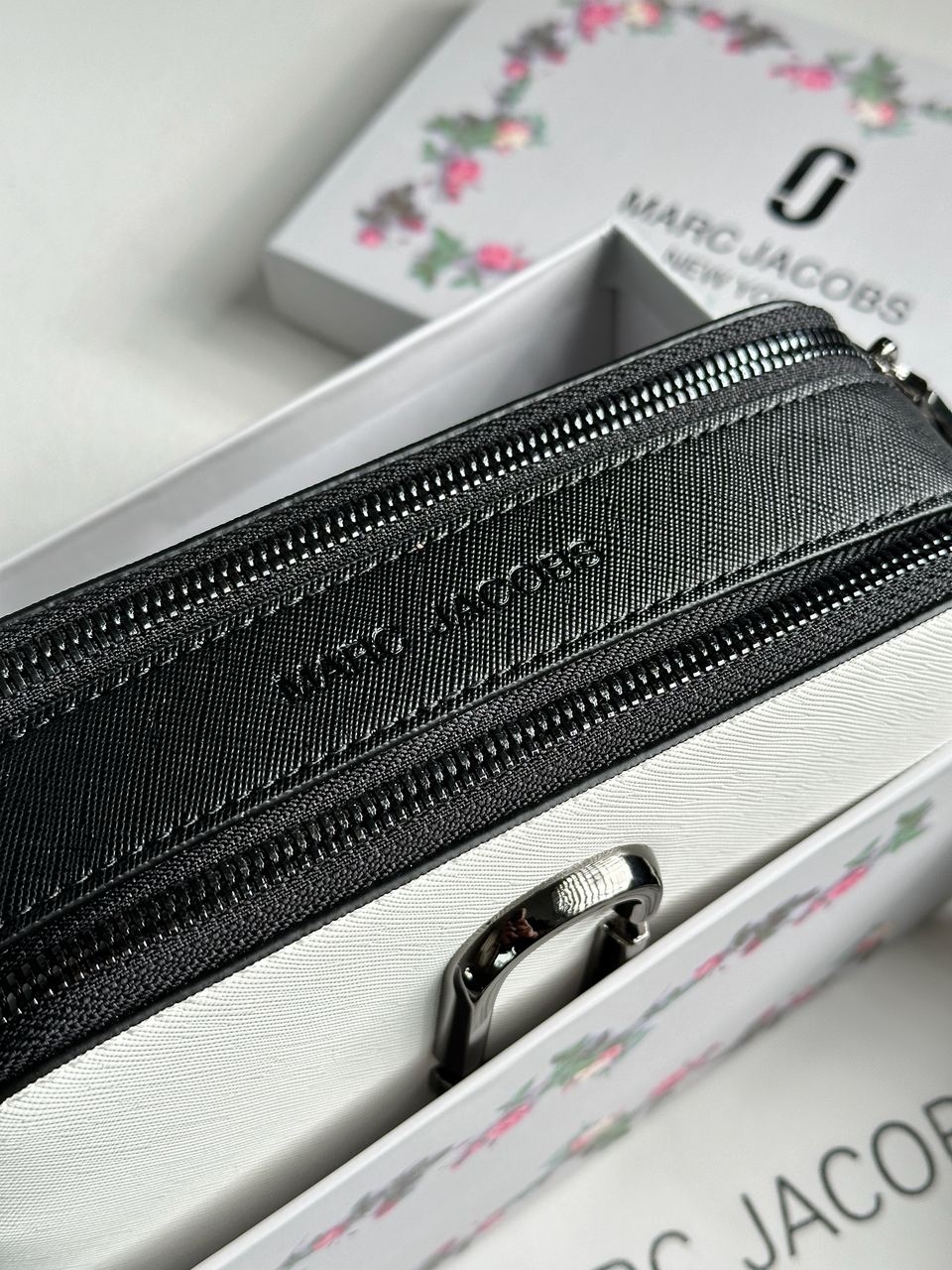 Marc Jacobs The Snapshot Bi-Colour - 11