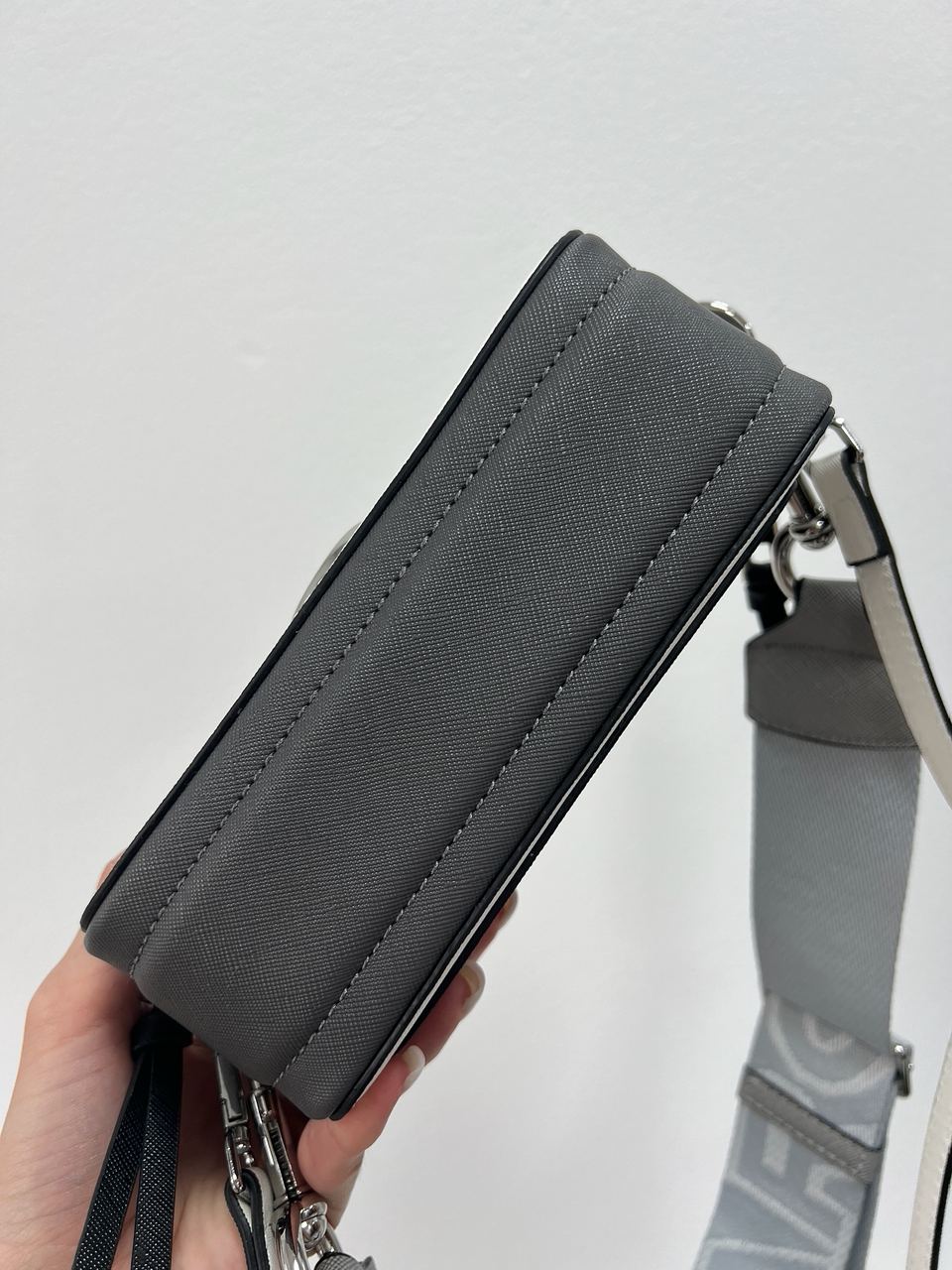 Marc Jacobs The Snapshot Metallic White - 10