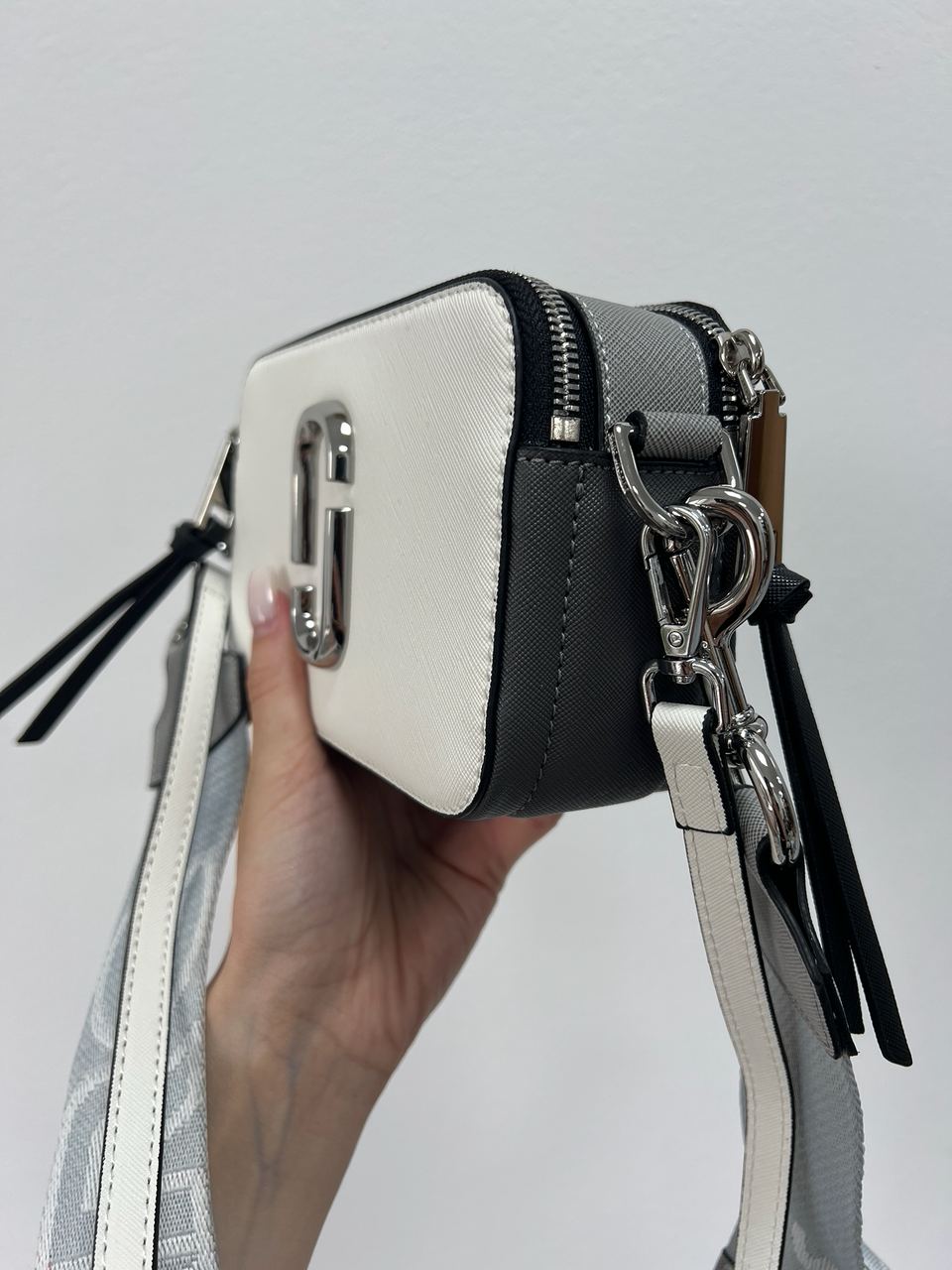 Marc Jacobs The Snapshot Metallic White - 4