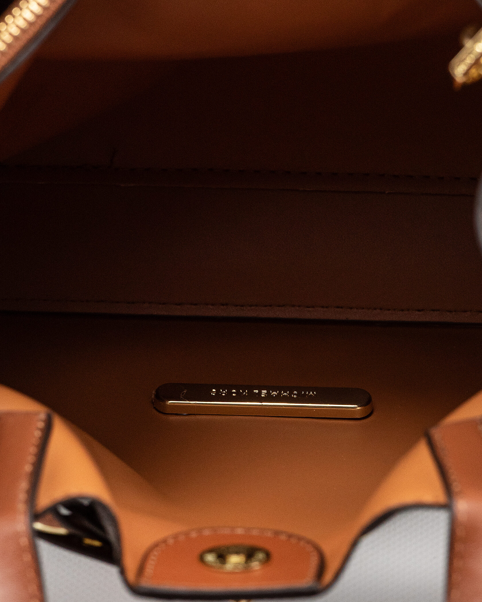 Michael Kors Emilia Small Logo Satchel - 20