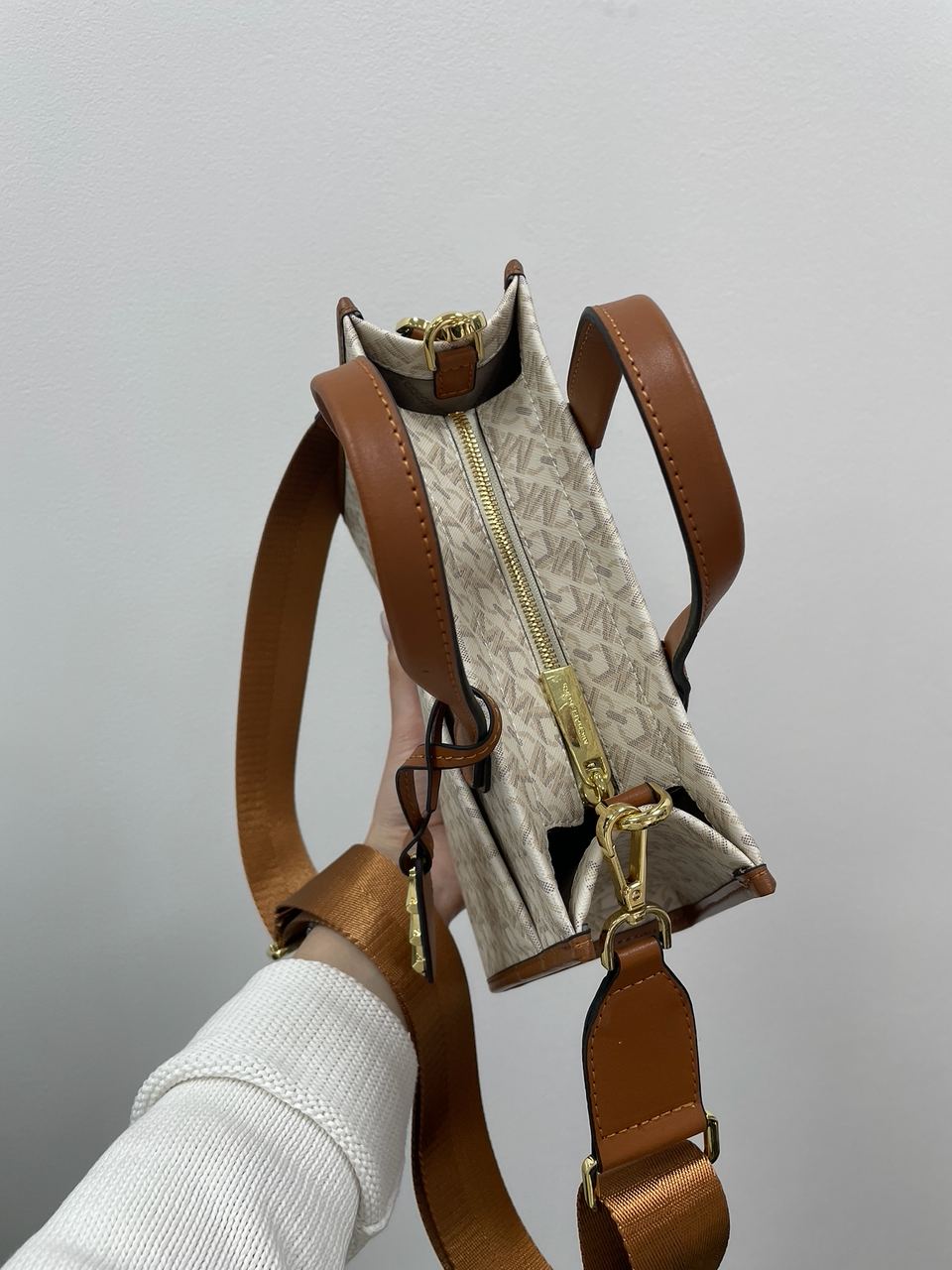 Michael Kors GIGI LG Grab Tote Ivory - 21