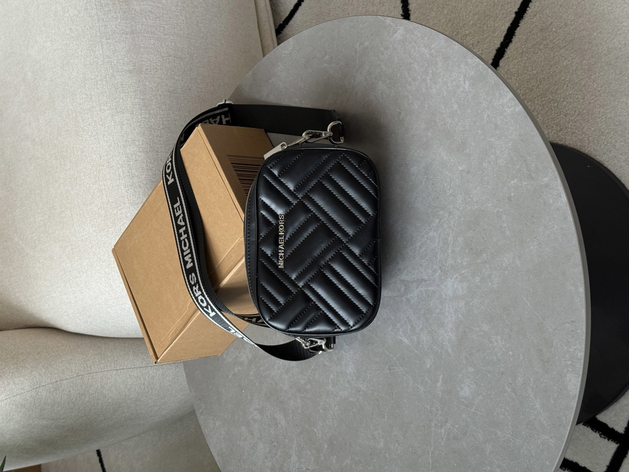 Michael Kors Jet Set Charm Small Quilted Camera Crossbody Bag B - 13