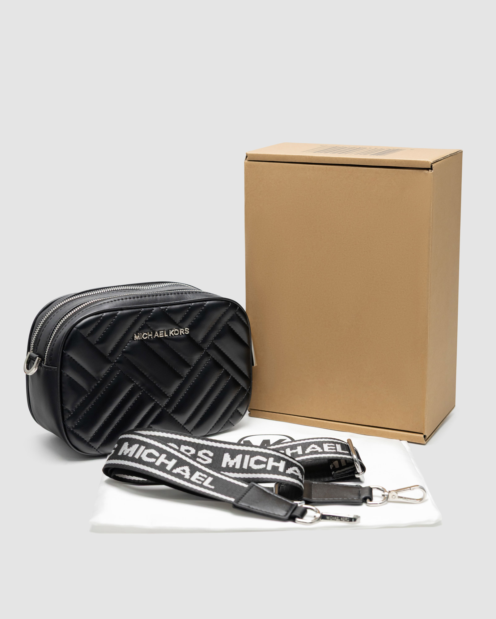 Michael Kors Jet Set Charm Small Quilted Camera Crossbody Bag B - 7