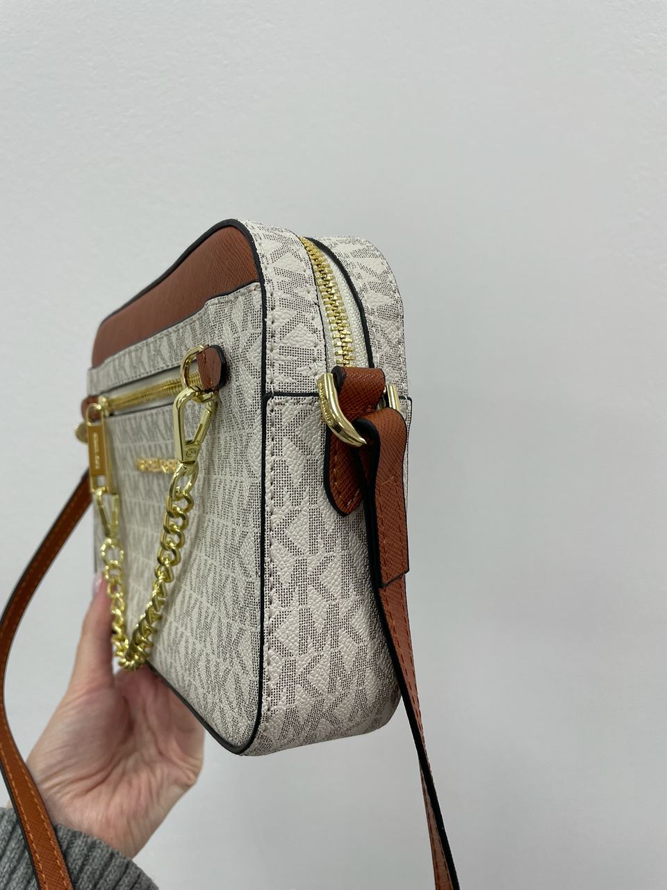Michael Kors Jet Set Large Logo Crossbody Bag Ivory - 11