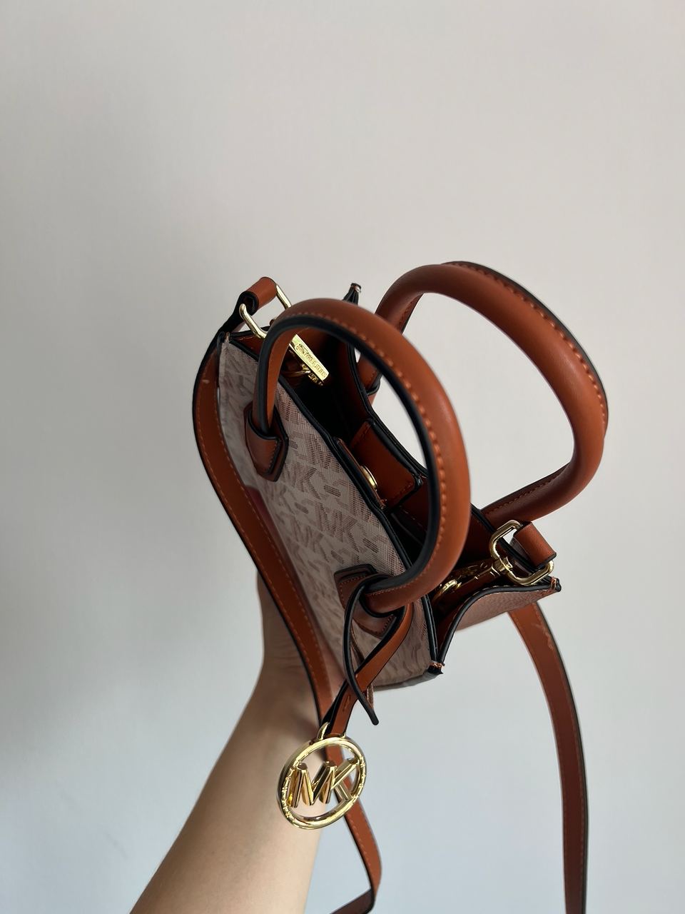 Michael Kors Mercer Extra-Small Pebbled Leather Crossbody Bag Ivory - 5