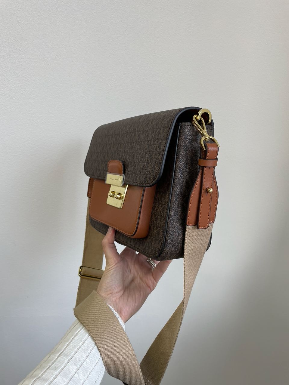 Michael Kors Sloan Editor Medium Bag Brown - 17