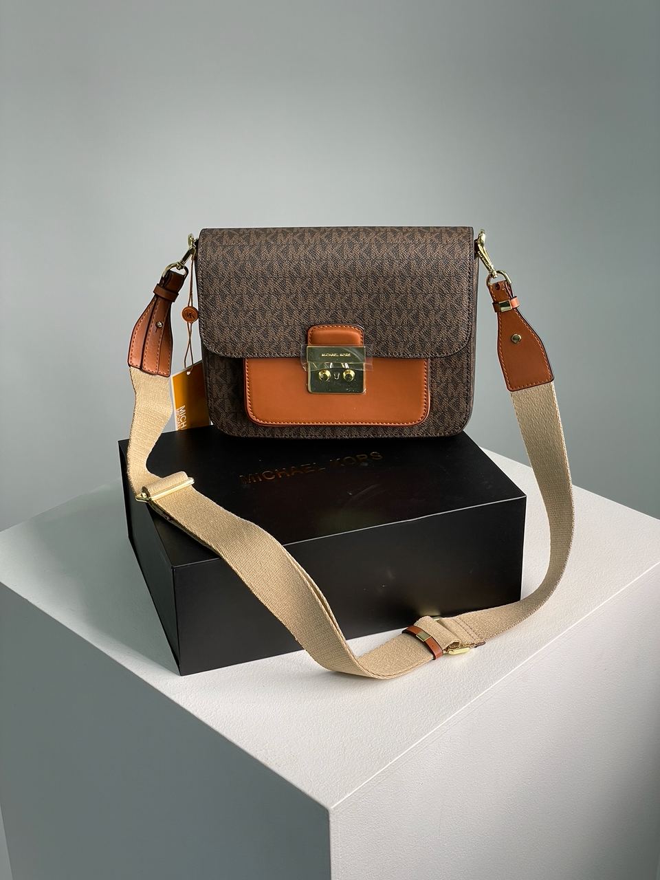 Michael Kors Sloan Editor Medium Bag Brown - 4