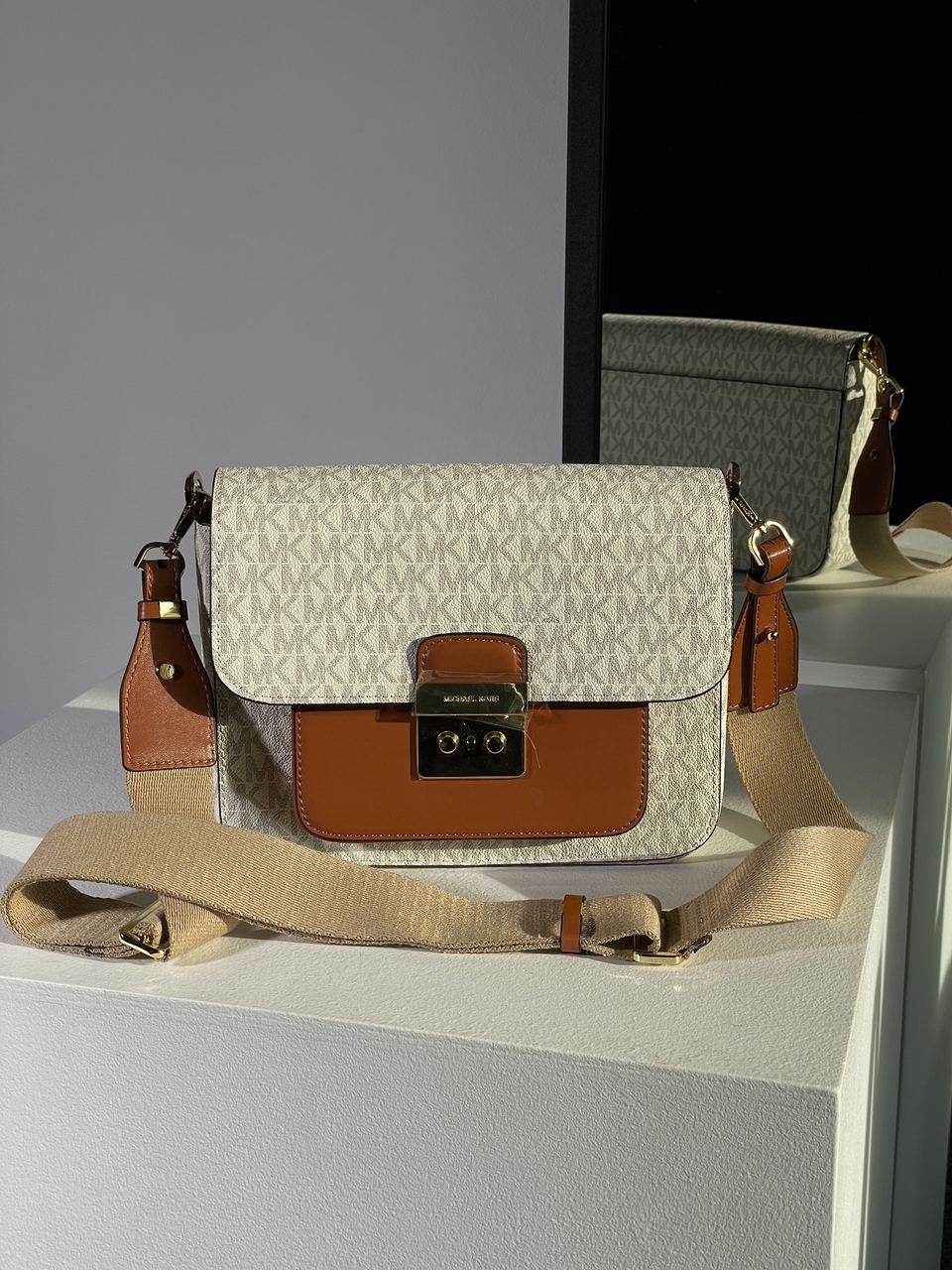 Michael Kors Sloan Editor Medium Bag Cream - 8