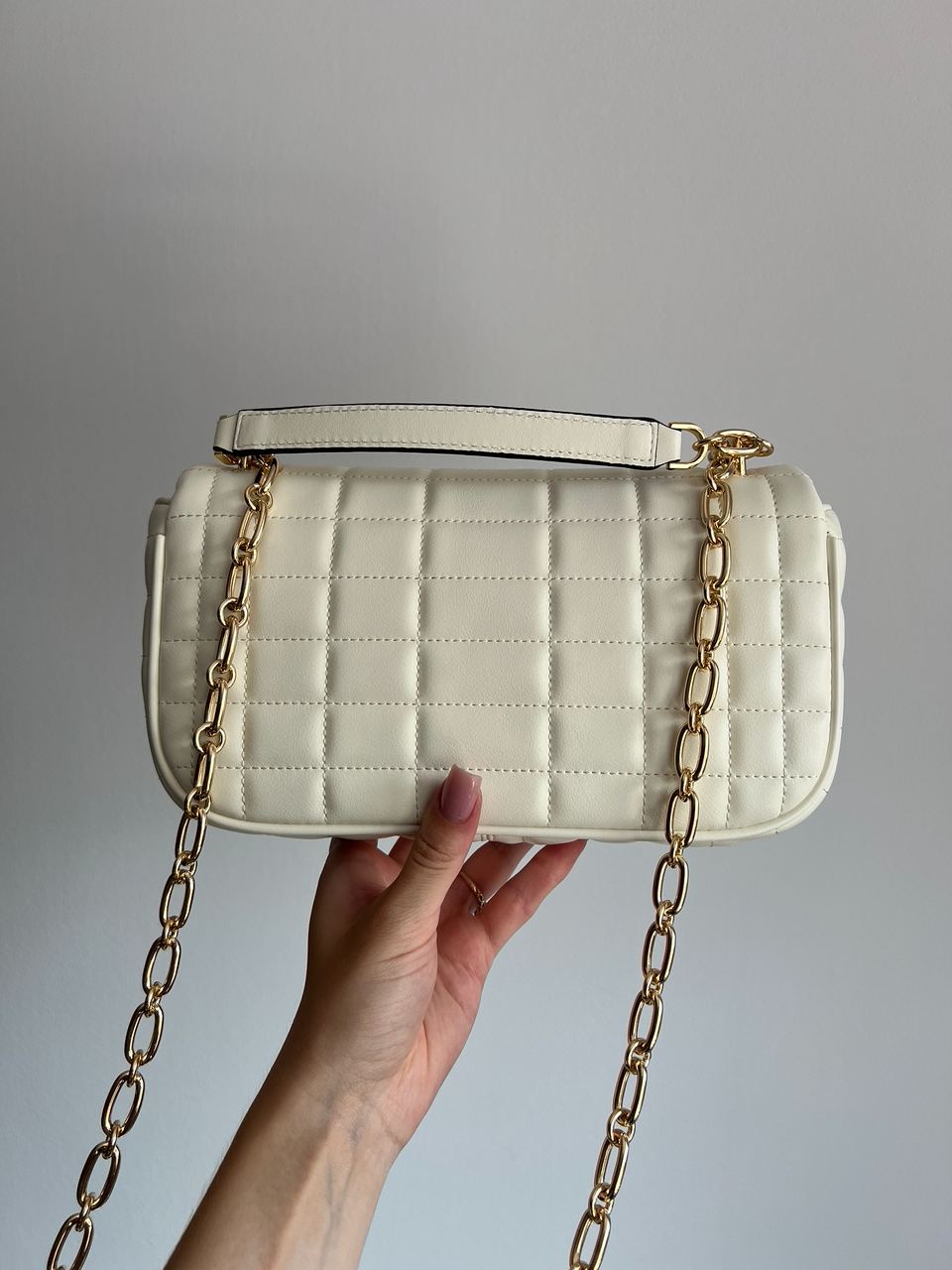 Michael Kors Tribeca Large Quilted Leather Shoulder Bag Cream - 5