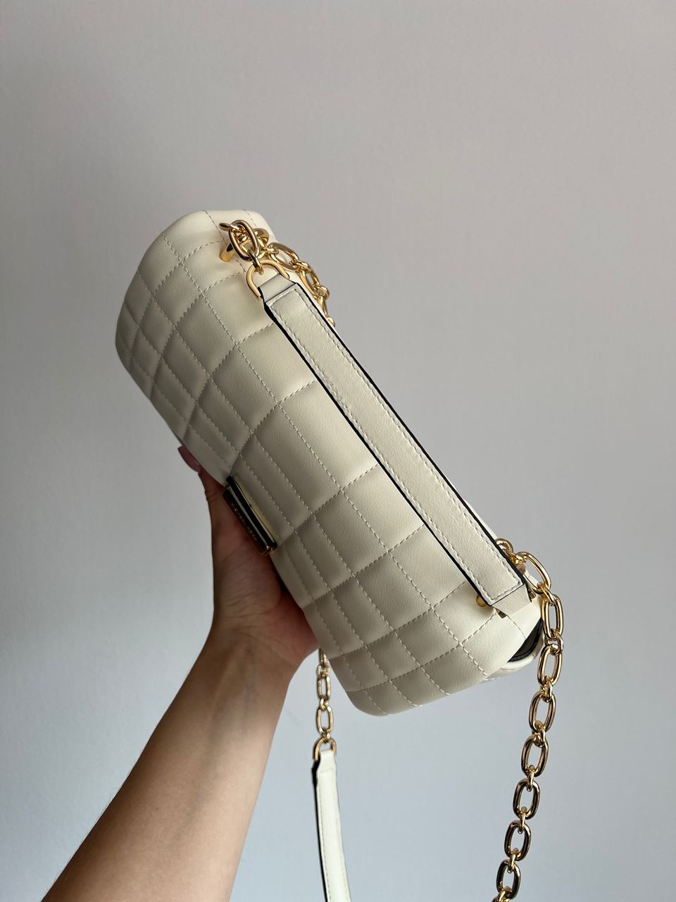 Michael Kors Tribeca Large Quilted Leather Shoulder Bag Cream - 6