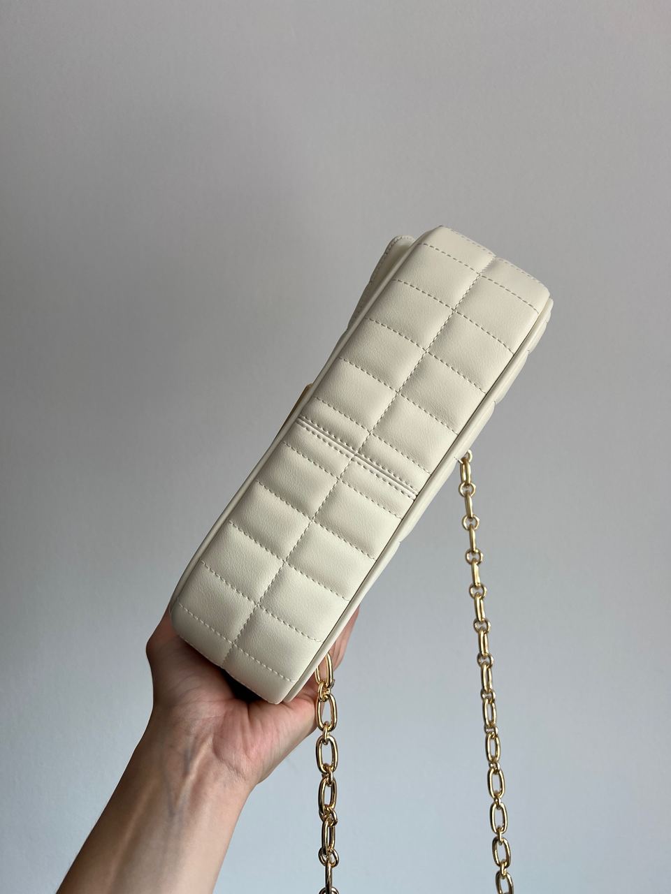 Michael Kors Tribeca Large Quilted Leather Shoulder Bag Cream - 7