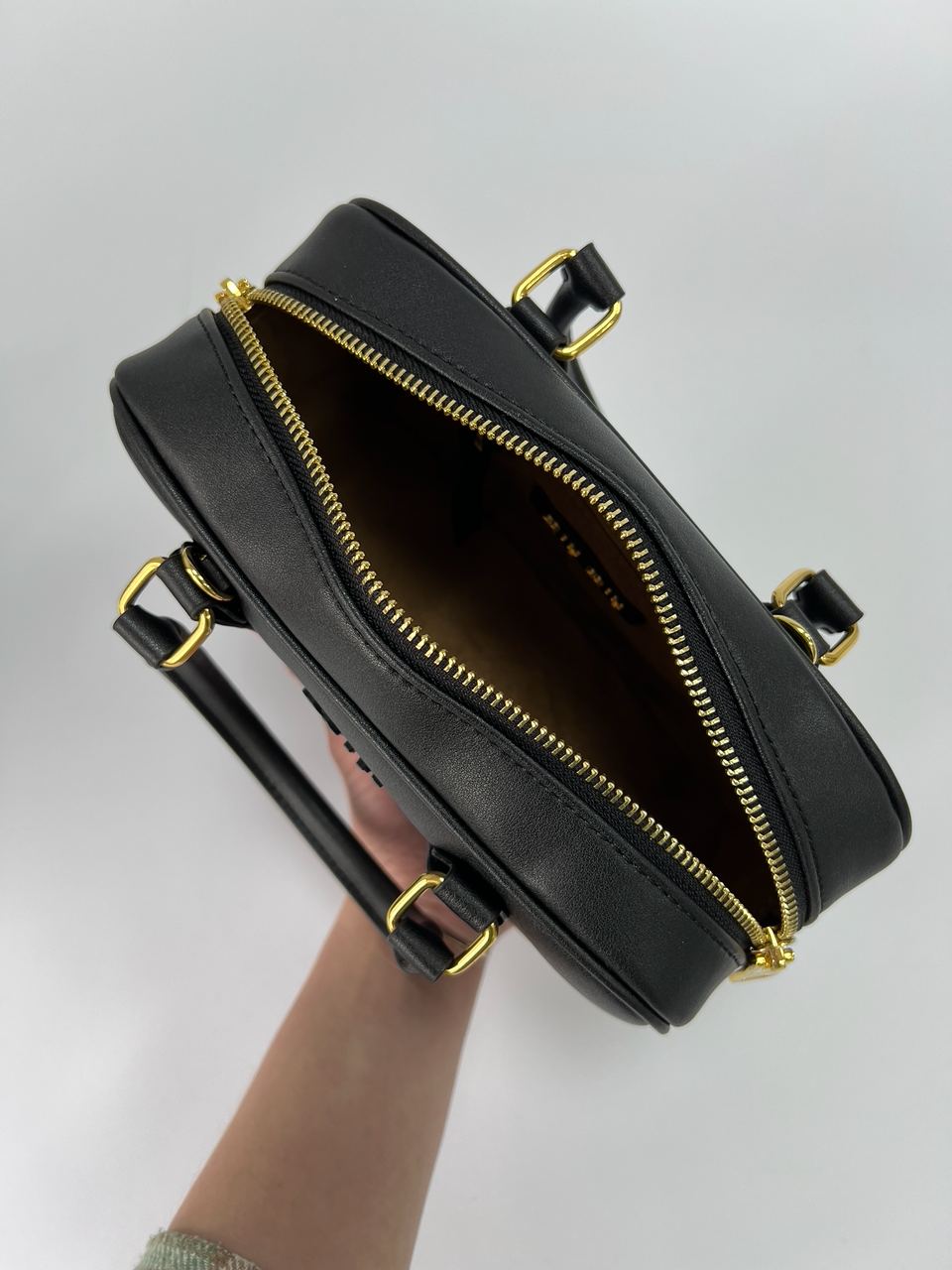 Miu Miu Arcadie Leather Bag Black - 25