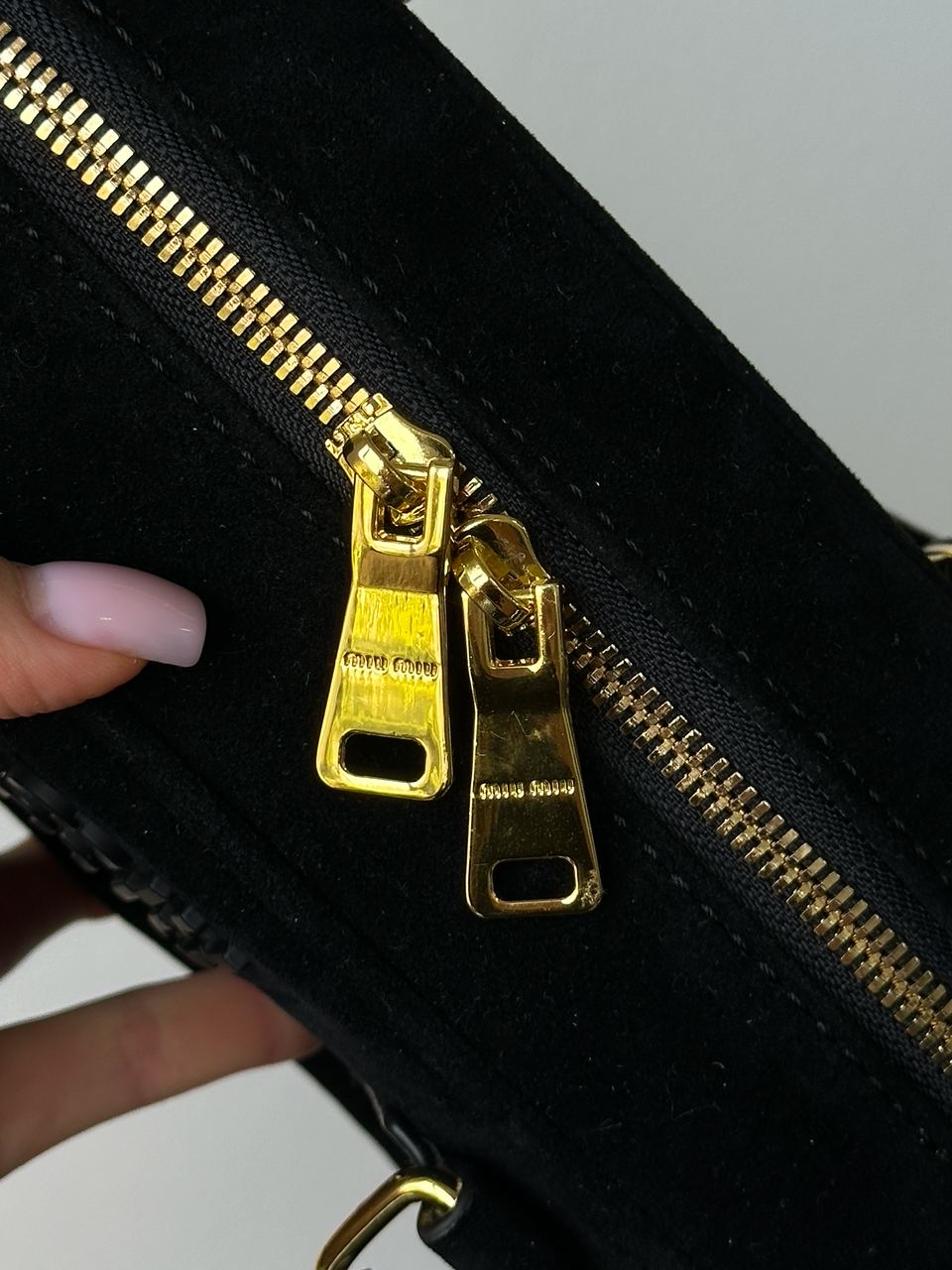 Miu Miu Arcadie Suede Bag Black - 13