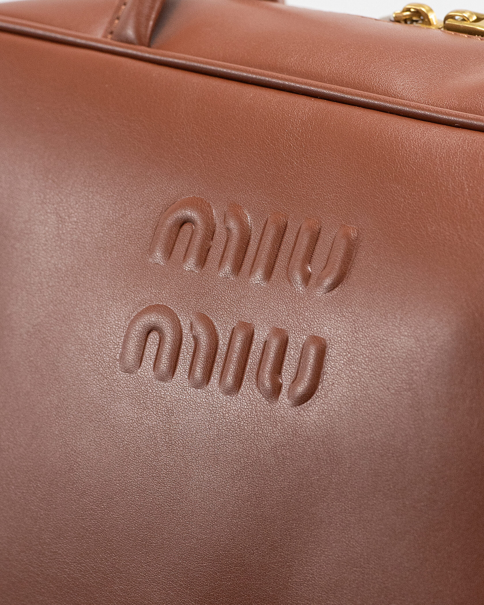 Miu Miu Beau Leather Top-Handle Bag In Brown - 7