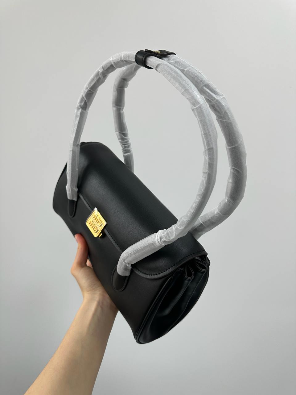 Miu Miu Black Leather Shoulder Bag Black - 8