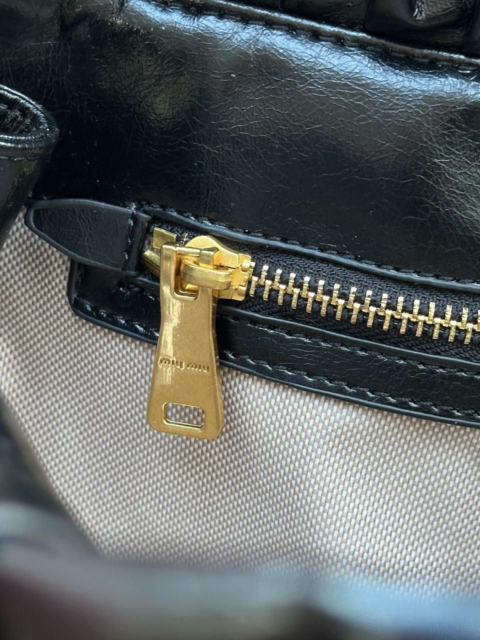 Miu Miu Black Vitello Lux Leather Gathered Tote - 13