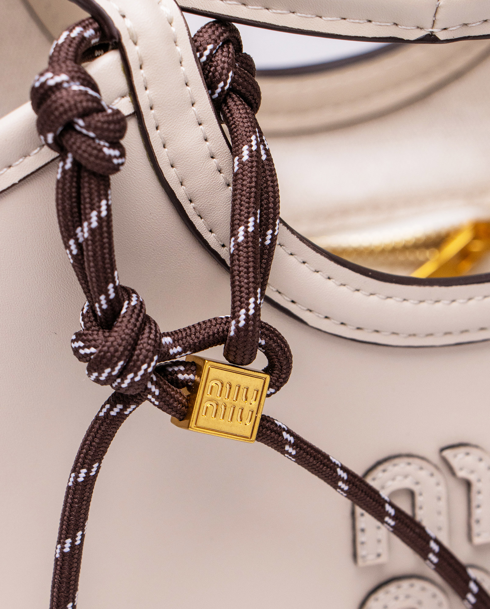 Miu Miu Ivy Leather Bag White - 4
