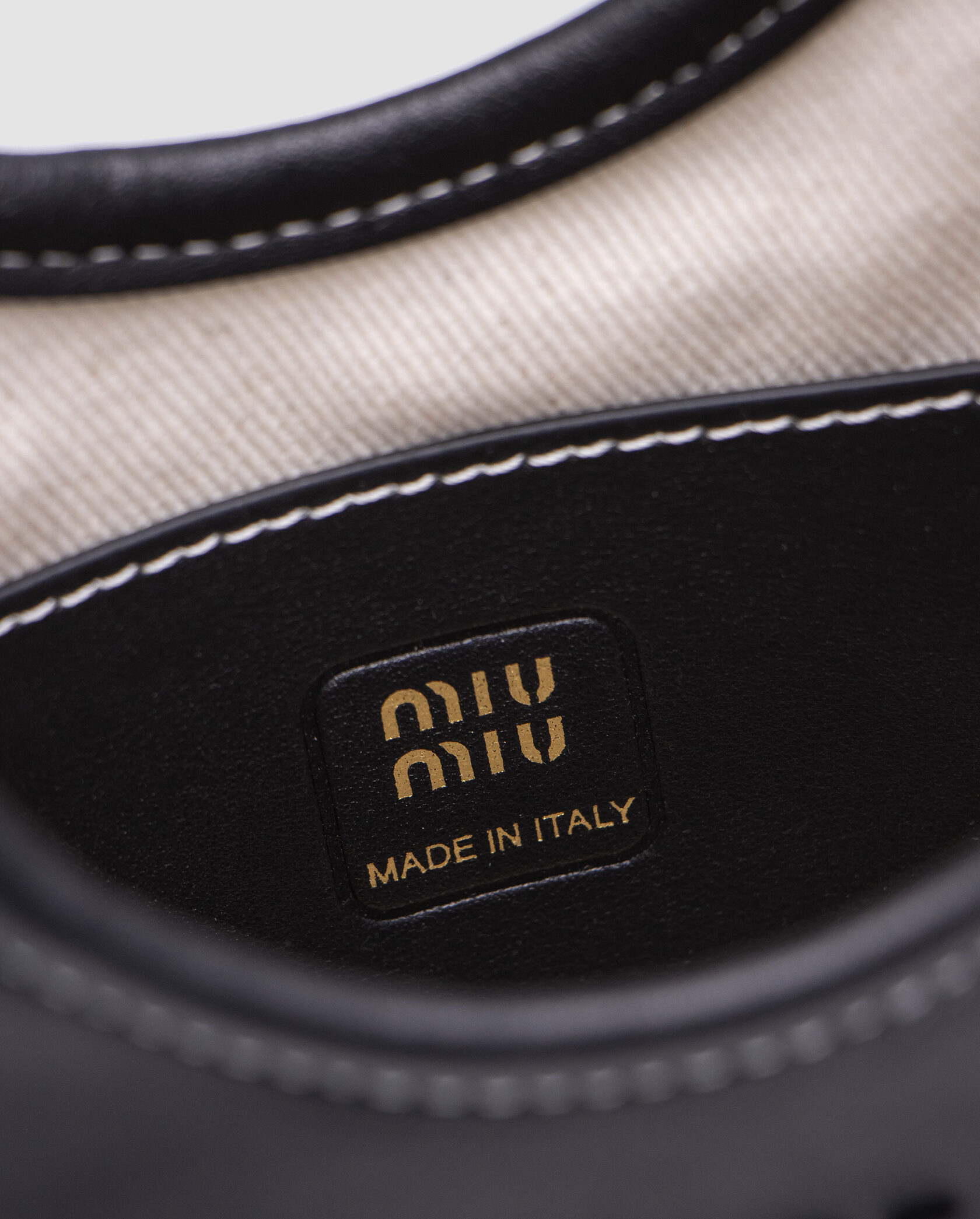 Miu Miu Ivy Leather Mini Bag Black - 10