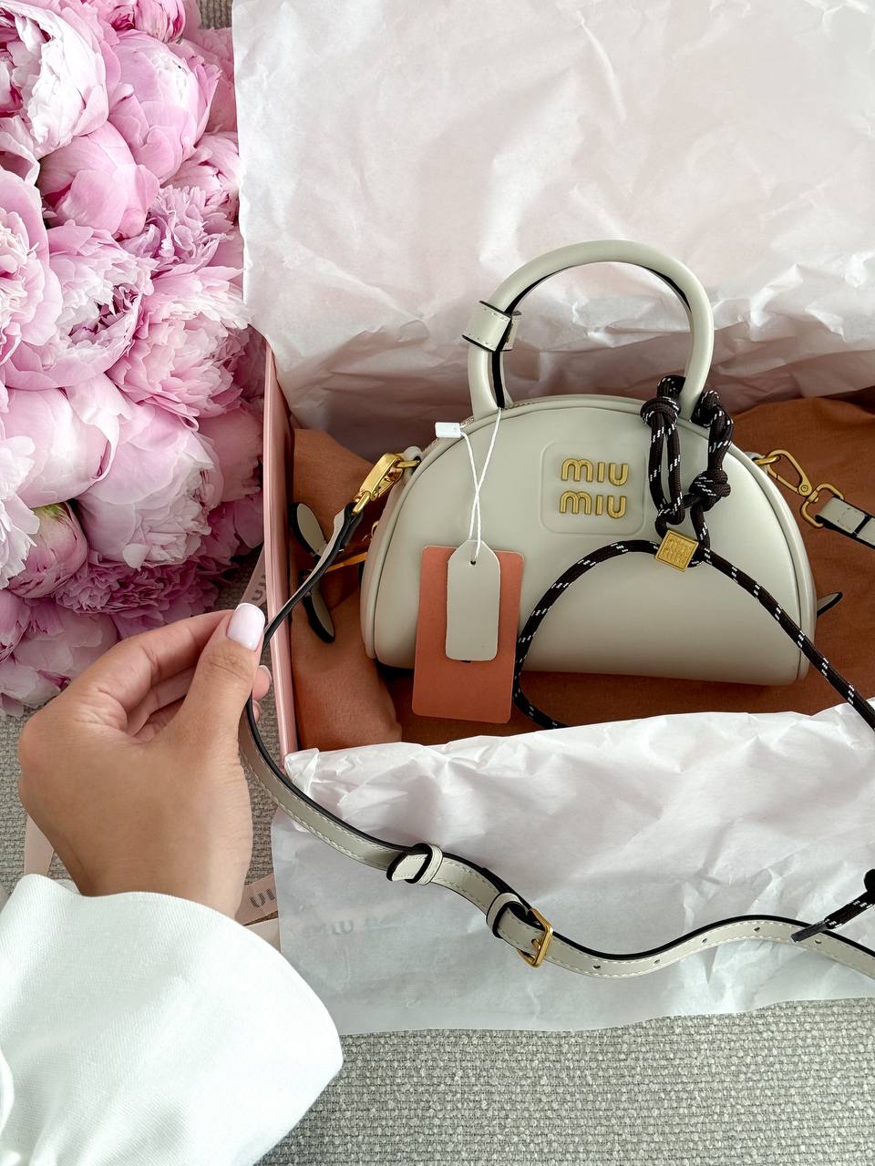 Miu Miu Leather Top-Handle Bag White - 2