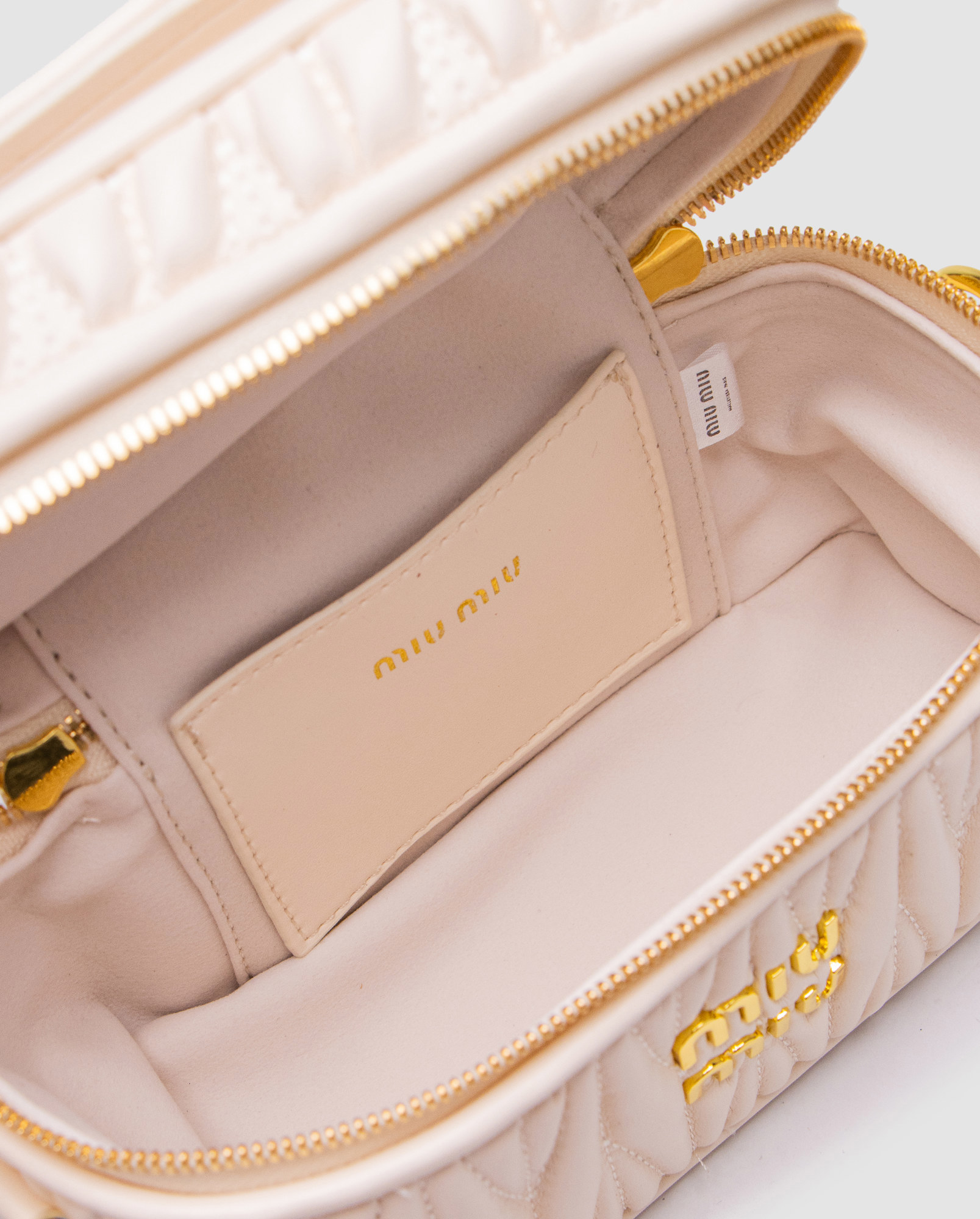 Miu Miu Matelassé Nappa Leather Vanity Bag White - 6