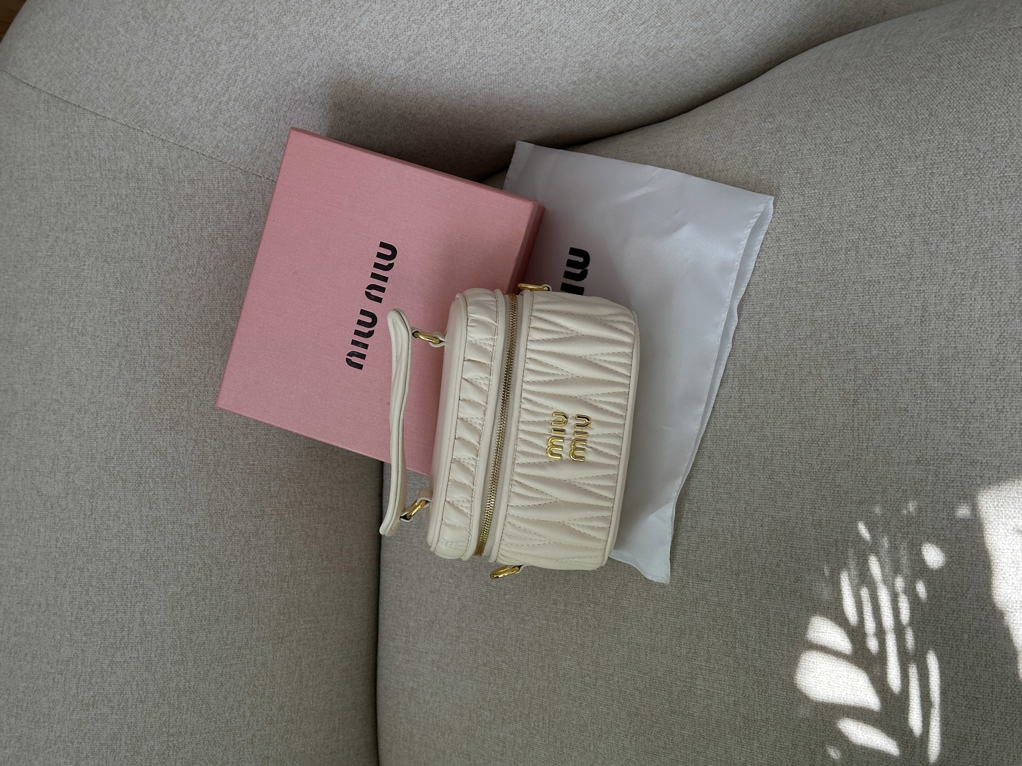 Miu Miu Matelassé Nappa Leather Vanity Bag White - 8
