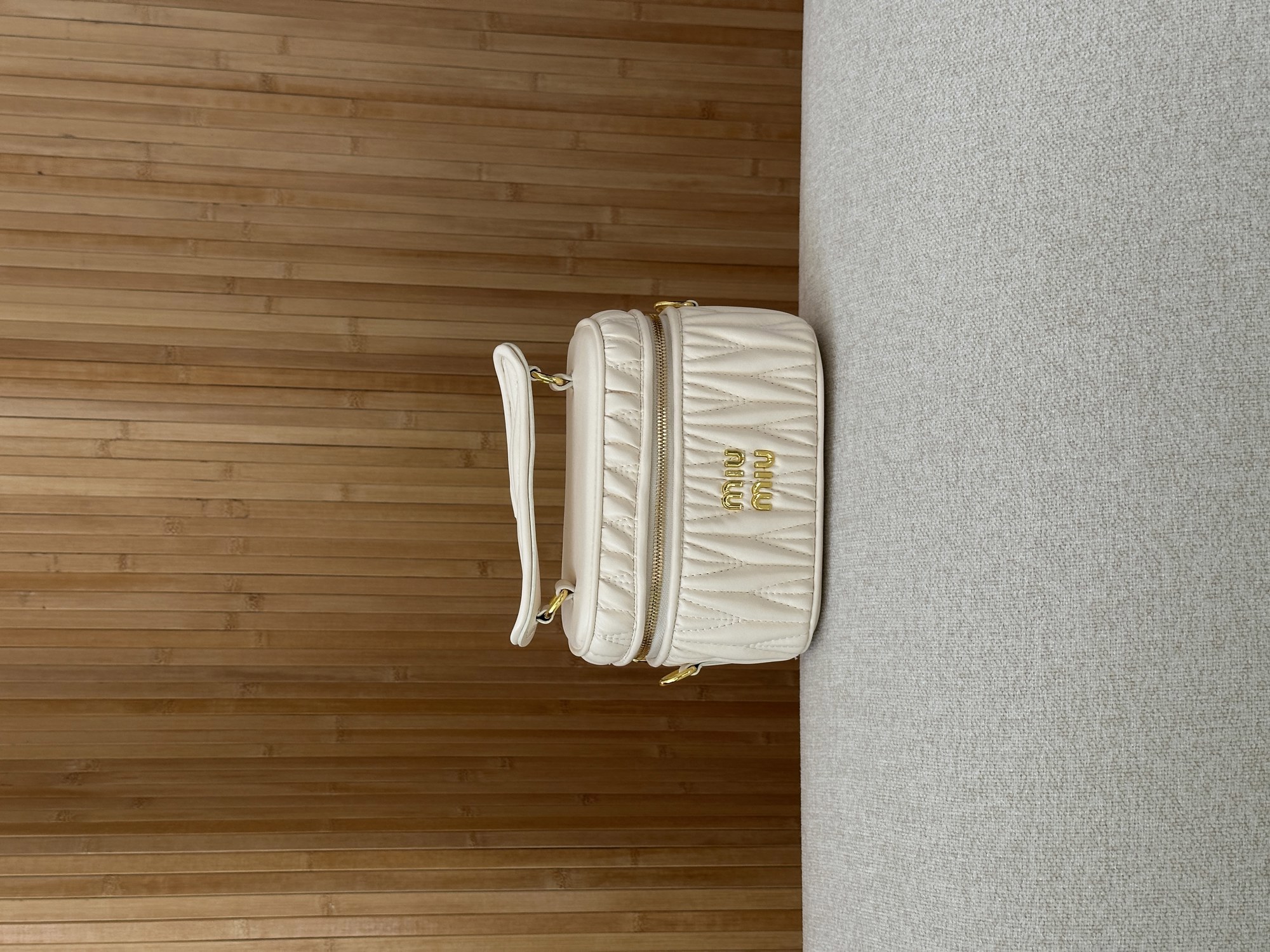 Miu Miu Matelassé Nappa Leather Vanity Bag White - 9