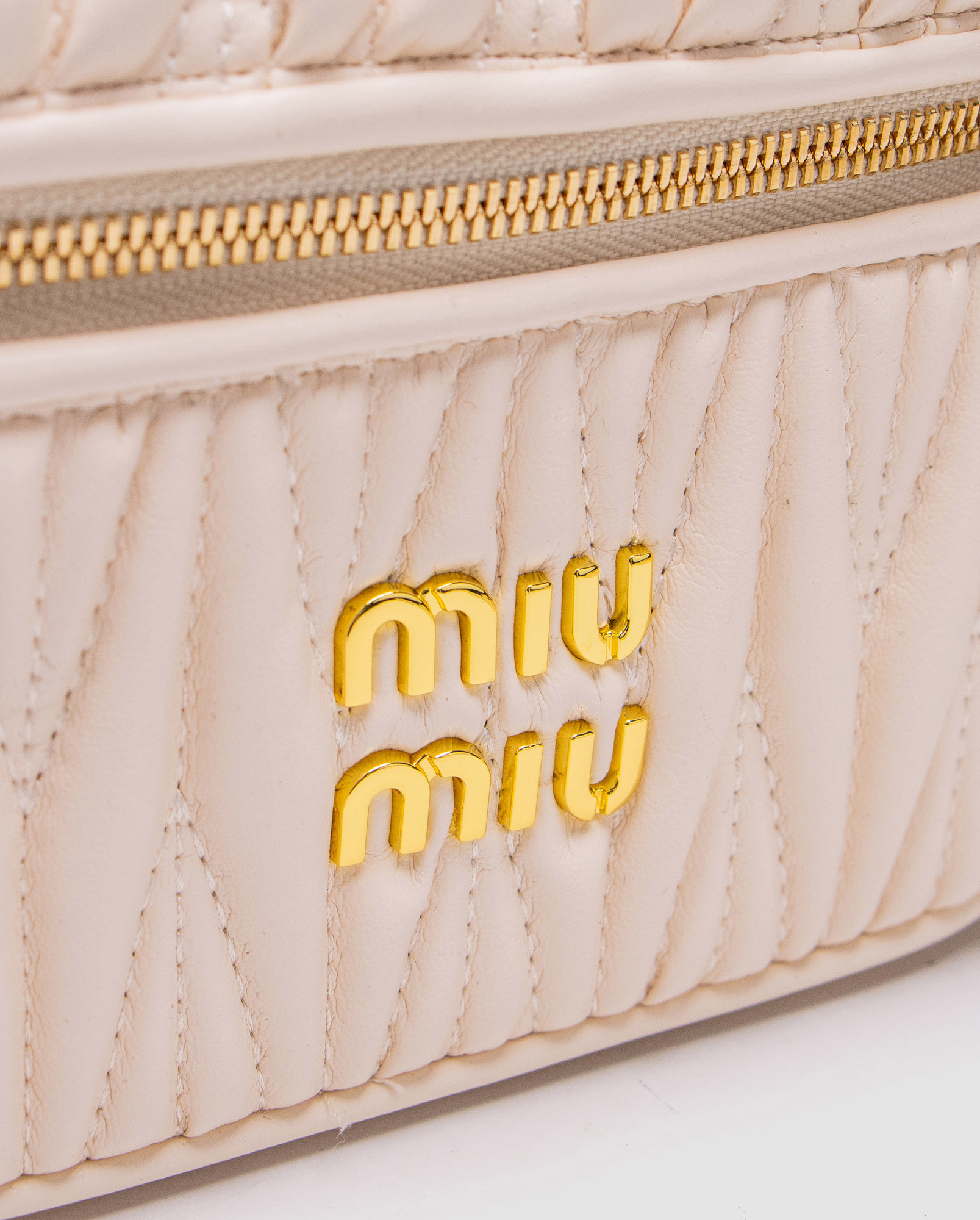 Miu Miu Matelassé Nappa Leather Vanity Bag White - 5