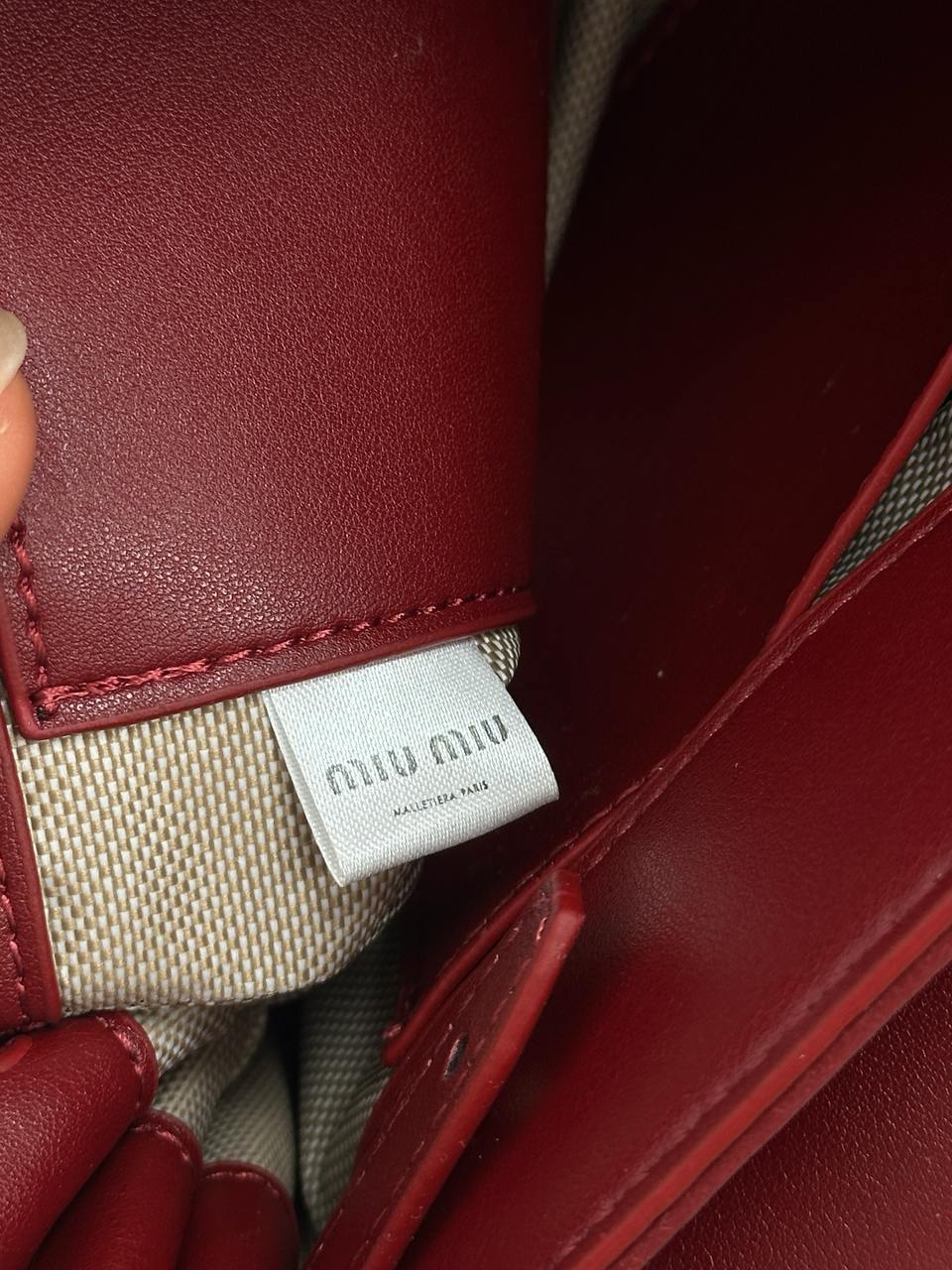 Miu Miu Nappa Shoulder Bag Burgundy - 17