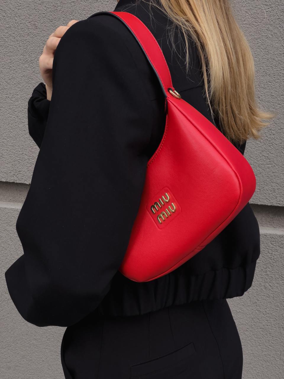 Miu Miu Red Leather Hobo Bag - 14