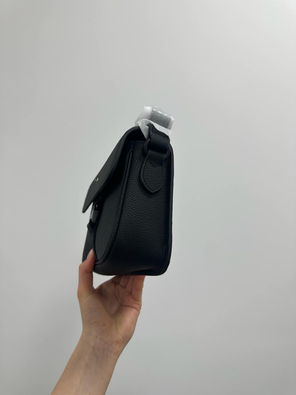 Montblanc Compact Envelope with M Lock 4810 Buckle Black - 8