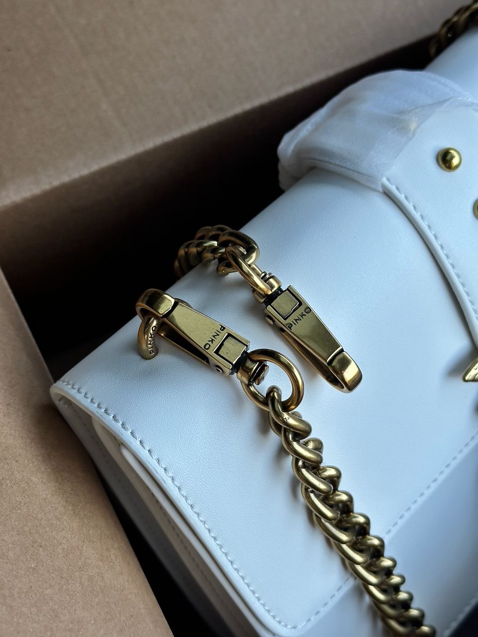 Pinko Love Classic Icon Simply White - 14