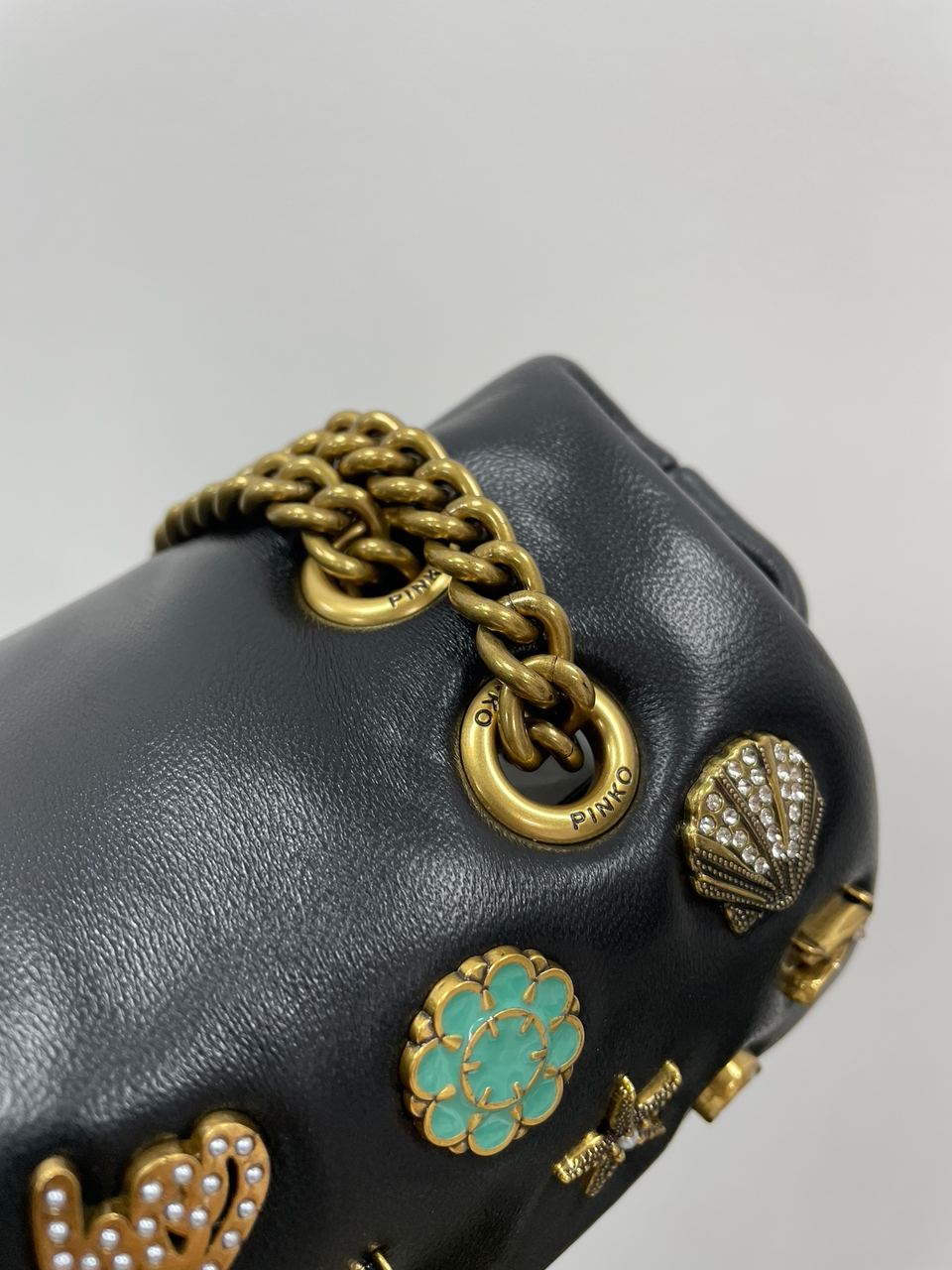 Pinko Love Mini Puff Black Summer Pins - 20