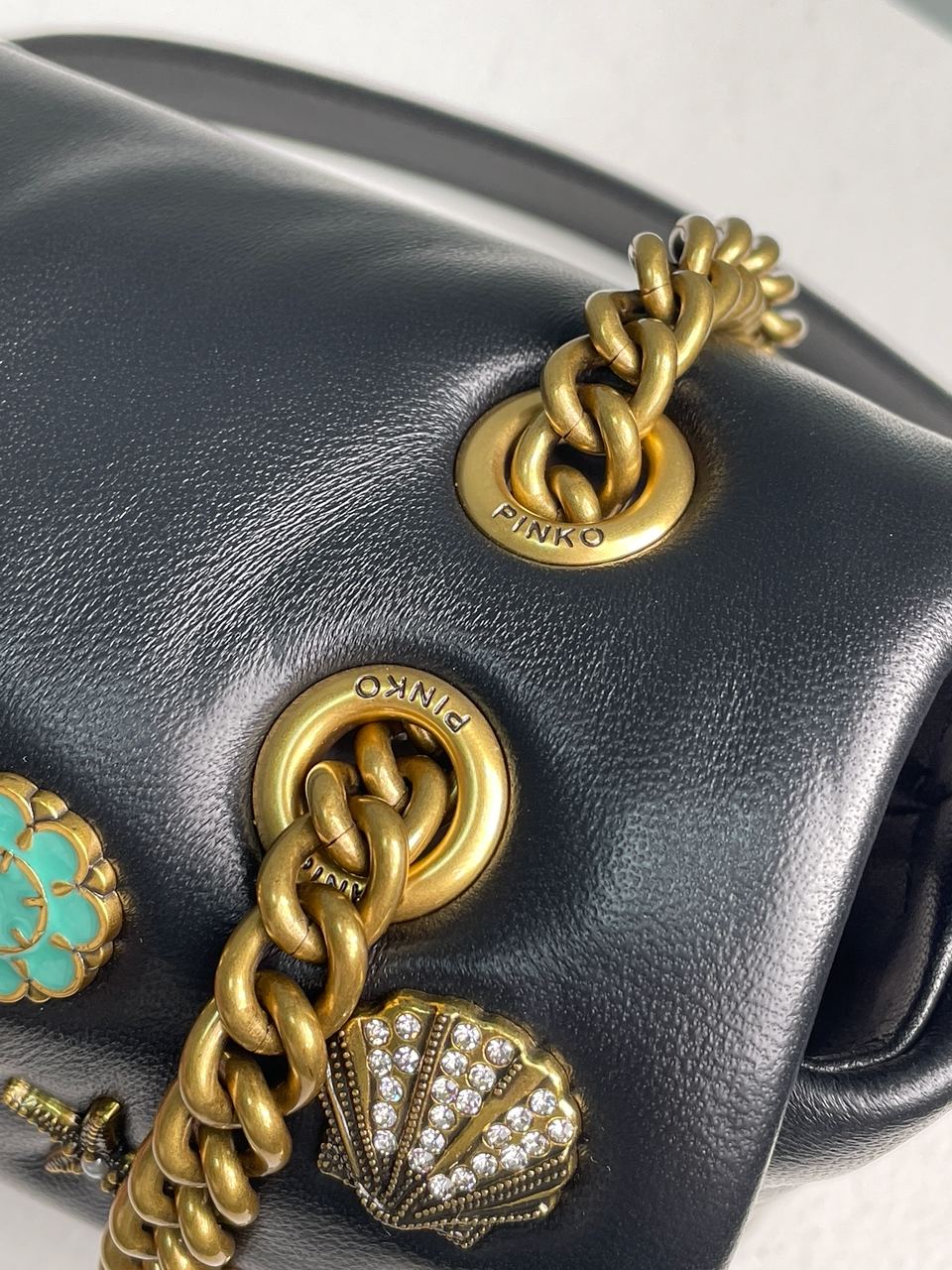 Pinko Love Mini Puff Black Summer Pins - 27