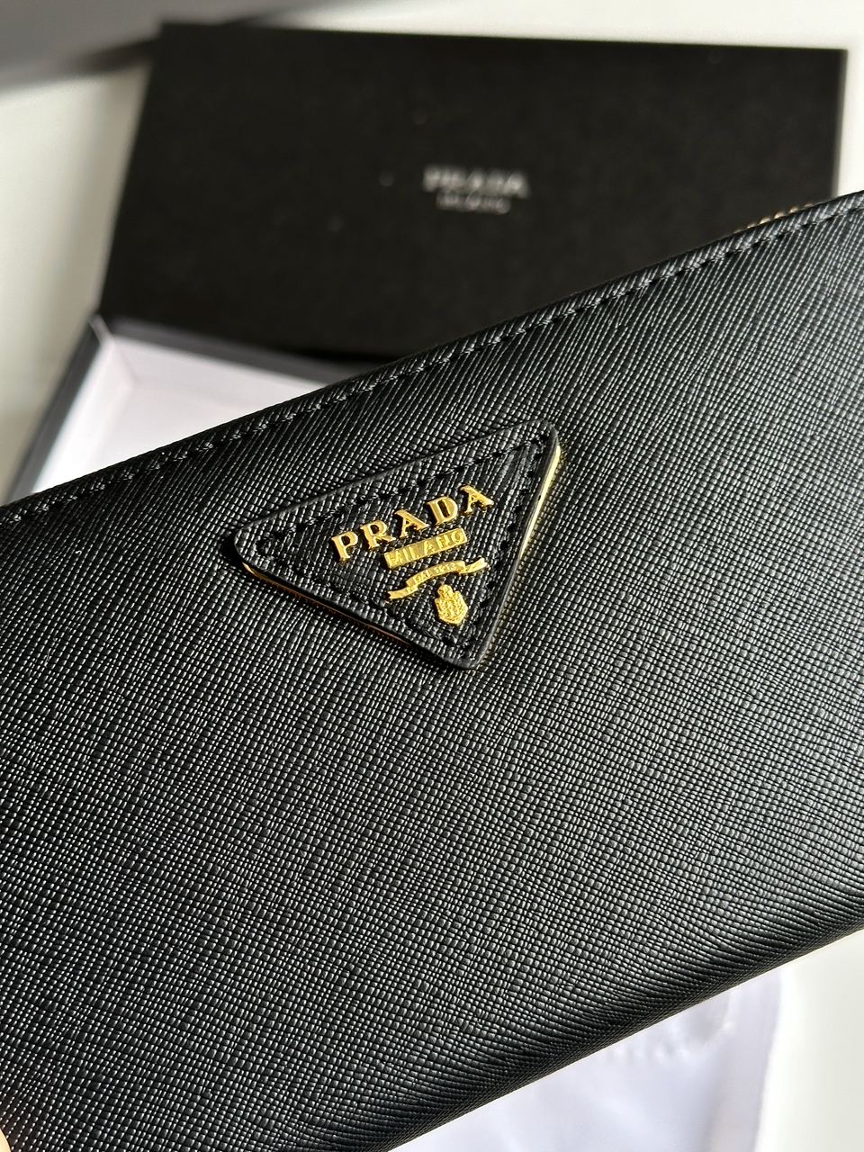 Prada Leather Round Zippy Long Wallet Nero Black - 5