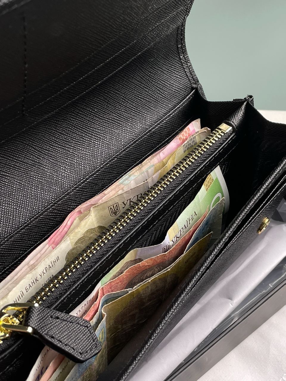 Prada Logo Leather Bi Fold Long Wallet Black - 18