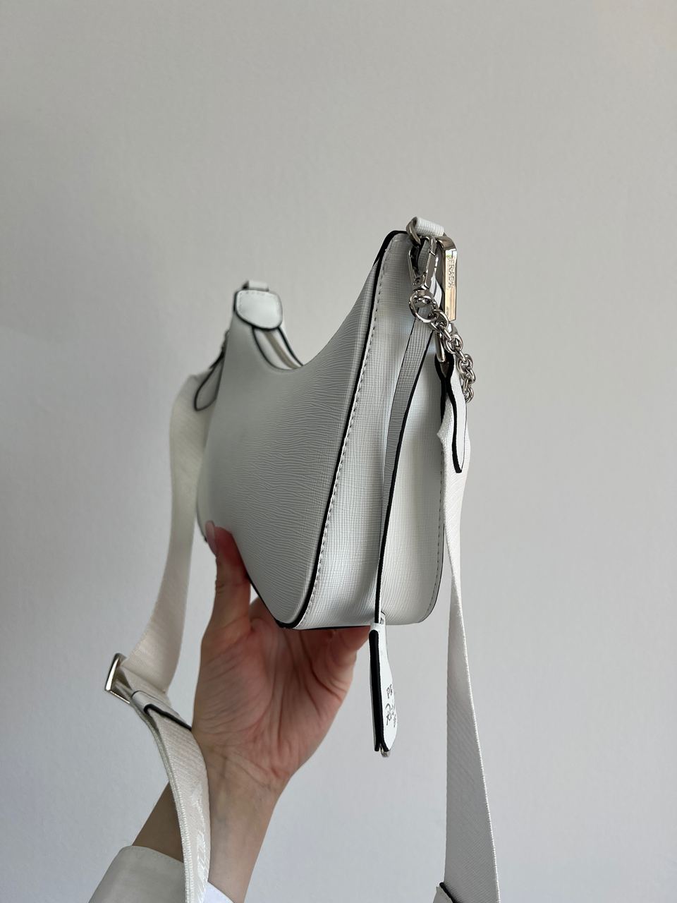 Prada Re-Edition 2005 Saffiano Leather Bag White - 4