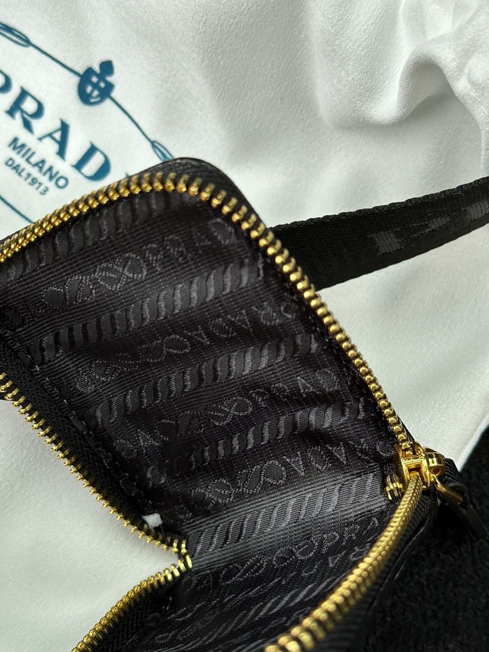 Prada Re-Edition 2005 Saffiano Leather Bag - 19