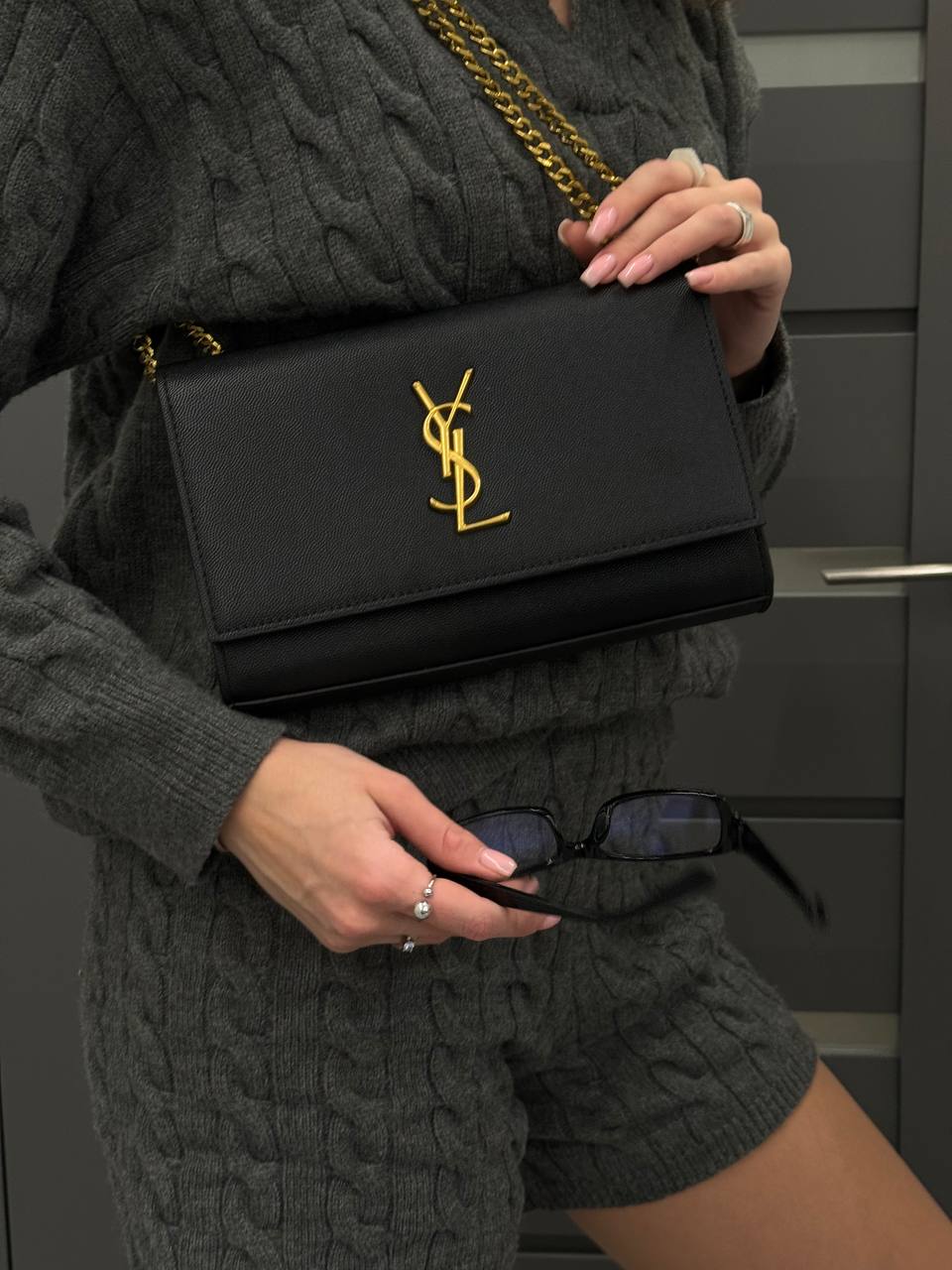 Saint Laurent Cassandra Small Shoulder Bag in Black Leather with Gold Hardware - 10