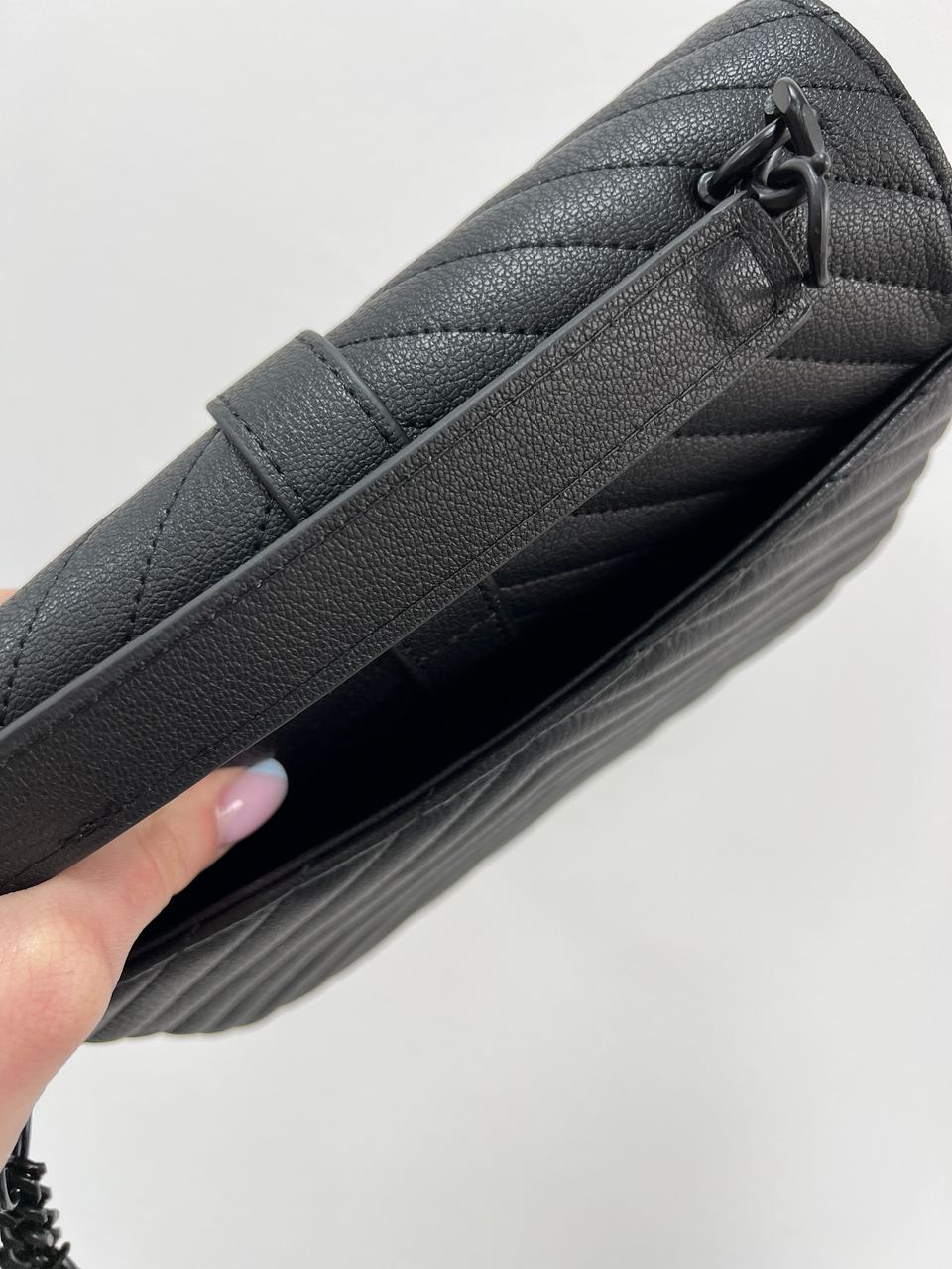 Saint Laurent College Medium in Quilted Leather Black/Black - 6