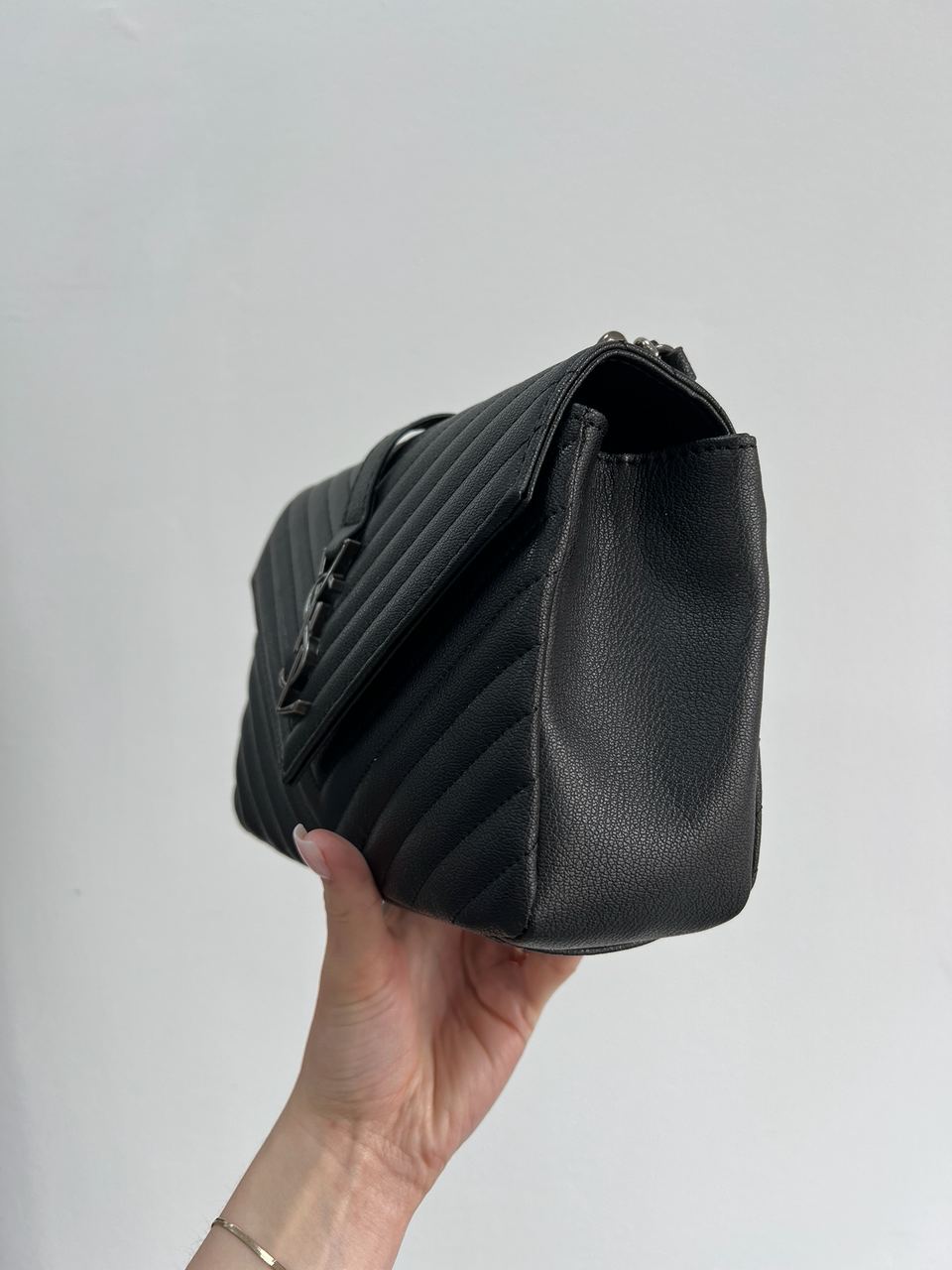 Saint Laurent College Medium in Quilted Leather Black/Silver - 5